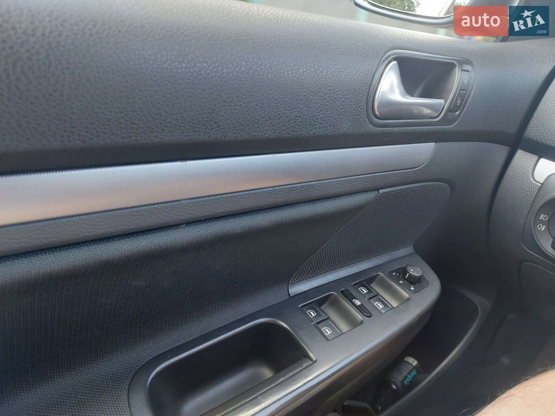Volkswagen Golf 2007 VIN WVWZZZ1KZ8M311440 фото оголошення 6 з 16