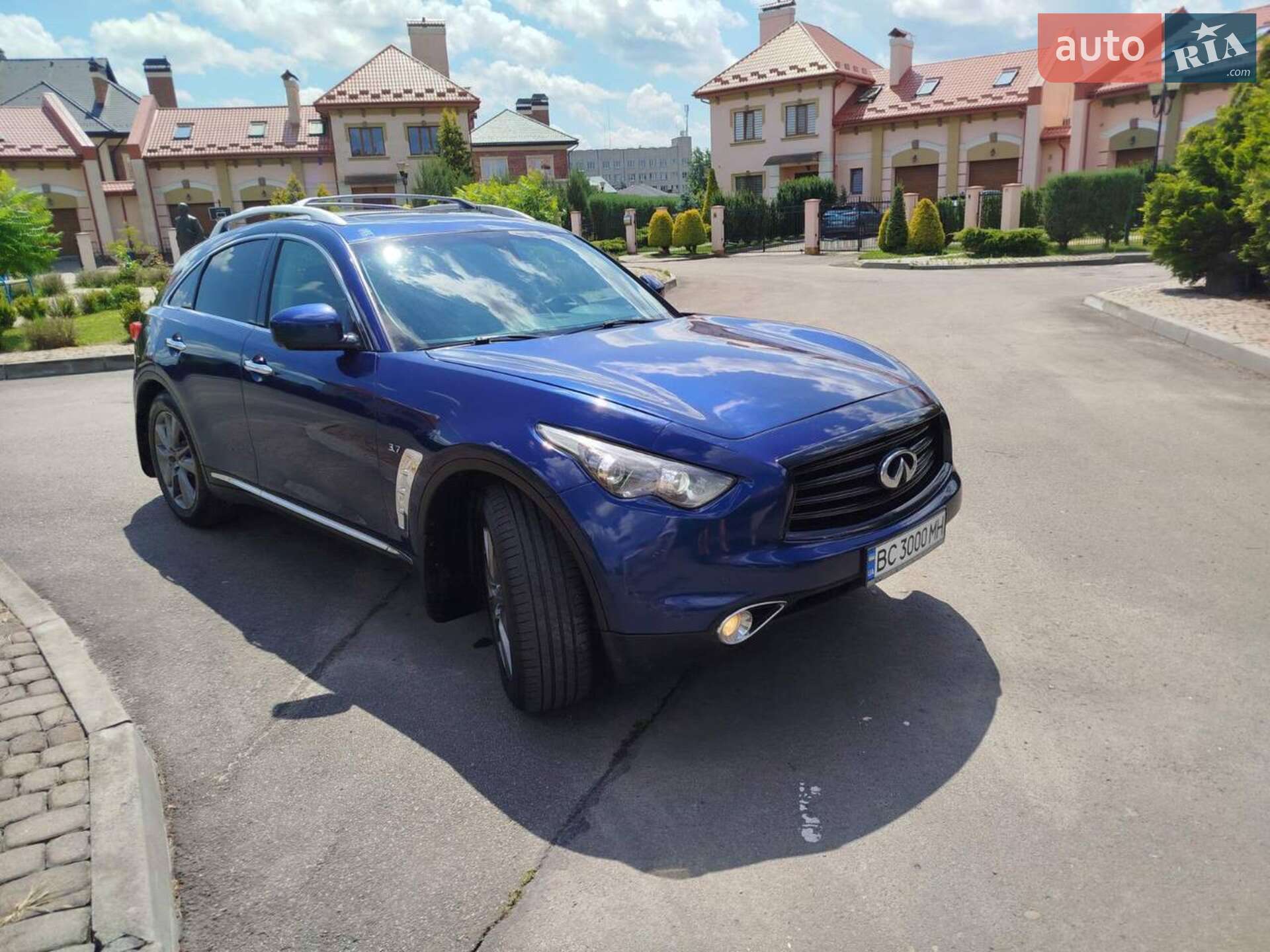 Infiniti QX70 2015 VIN JN8CS1MW7GM750031 фото оголошення 2 з 7