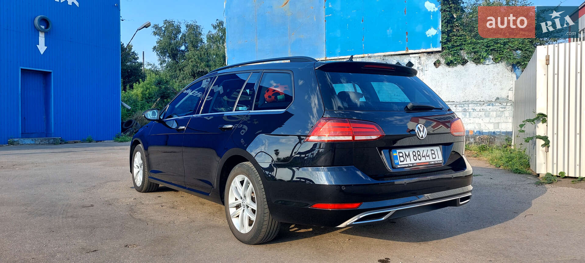 Volkswagen Golf 2017 VIN WVWZZZAUZJP557093 фото оголошення 6 з 40