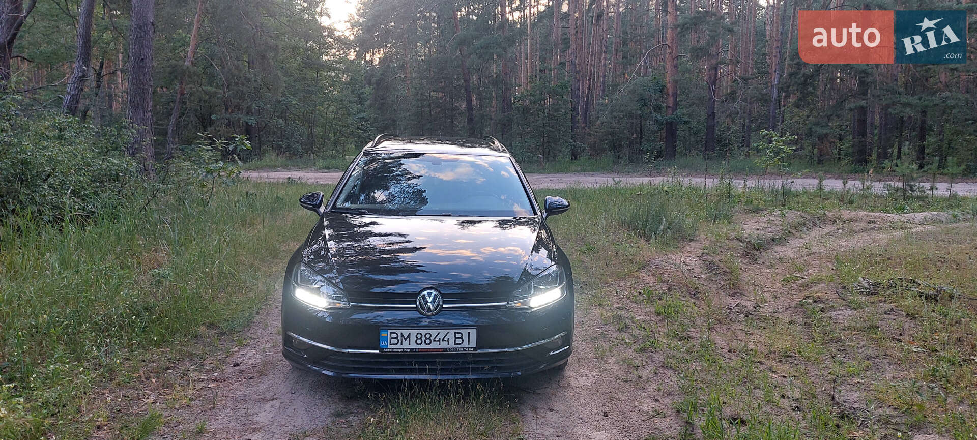 Volkswagen Golf 2017 VIN WVWZZZAUZJP557093 фото оголошення 16 з 40