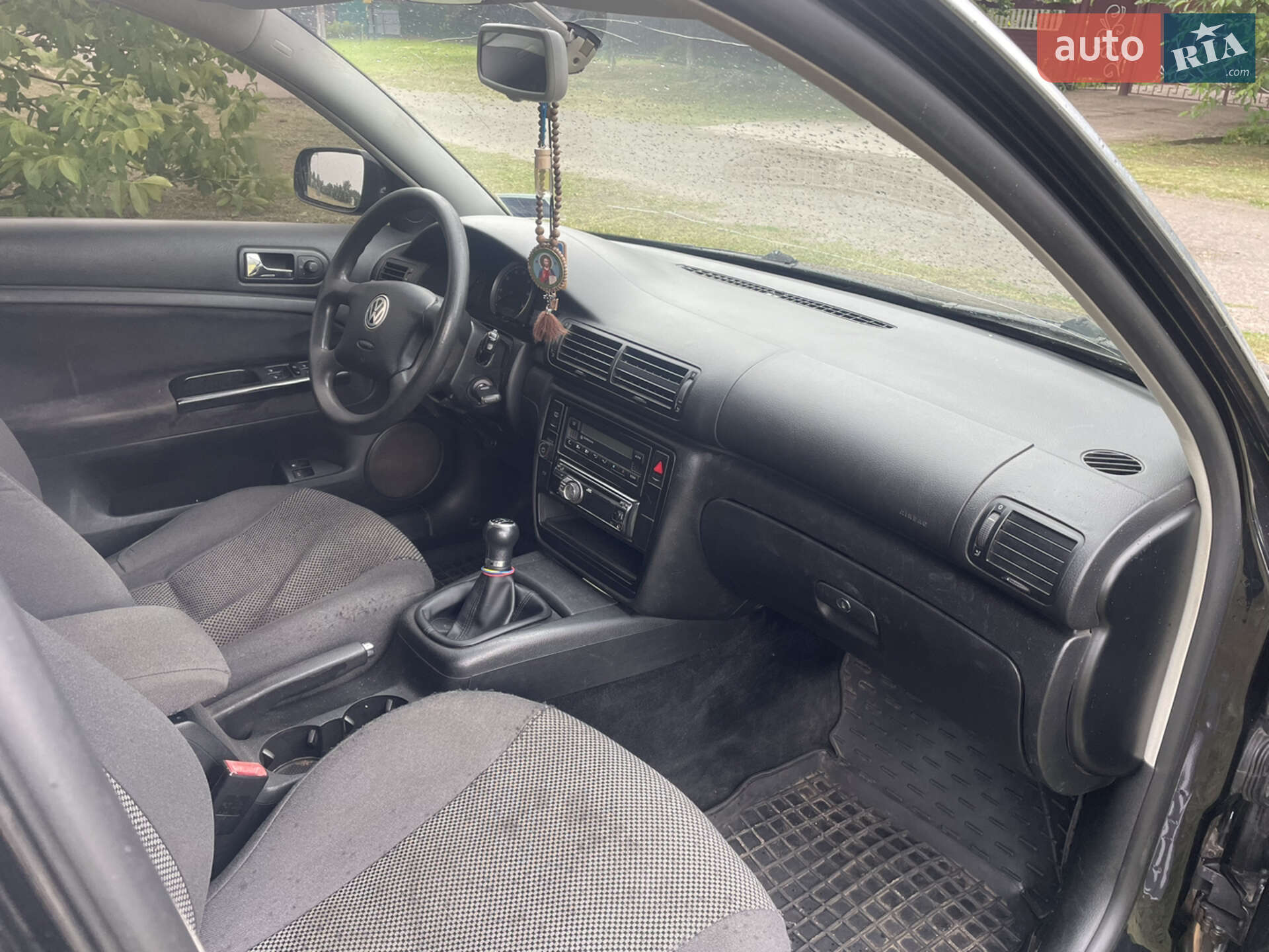 Volkswagen Passat 2002 VIN WVWZZZ3BZ2E375449 фото оголошення 15 з 19