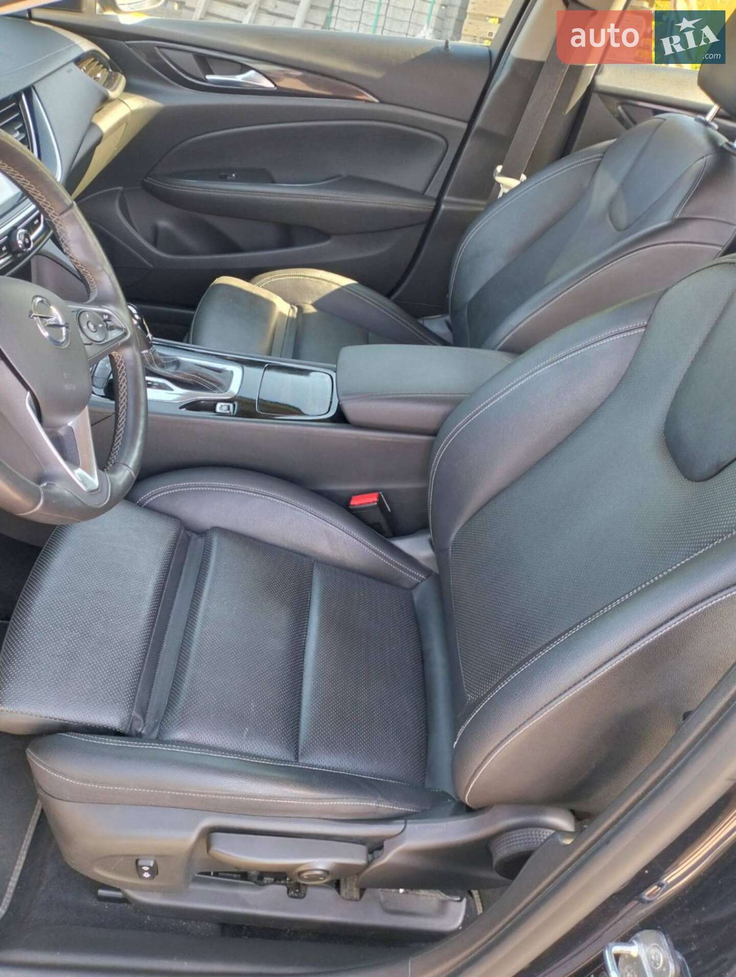 Opel Insignia 2019 VIN W0VZT8EG2K1041073 фото оголошення 8 з 18