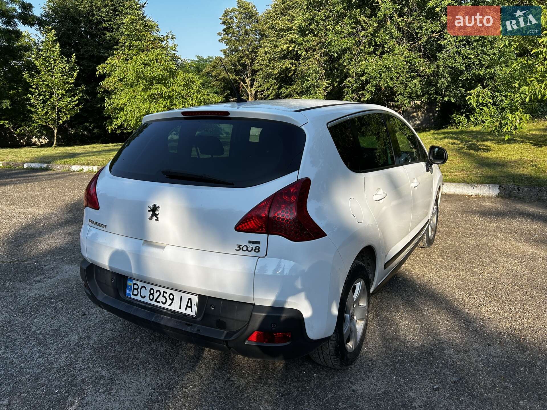 Peugeot 3008 2011 VIN VF30U9HR8BS345170 фото оголошення 2 з 16