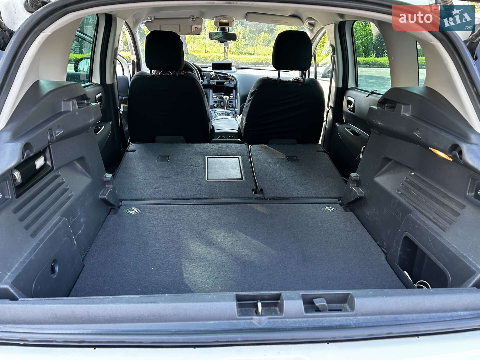 Peugeot 3008 2011 VIN VF30U9HR8BS345170 фото оголошення 14 з 16