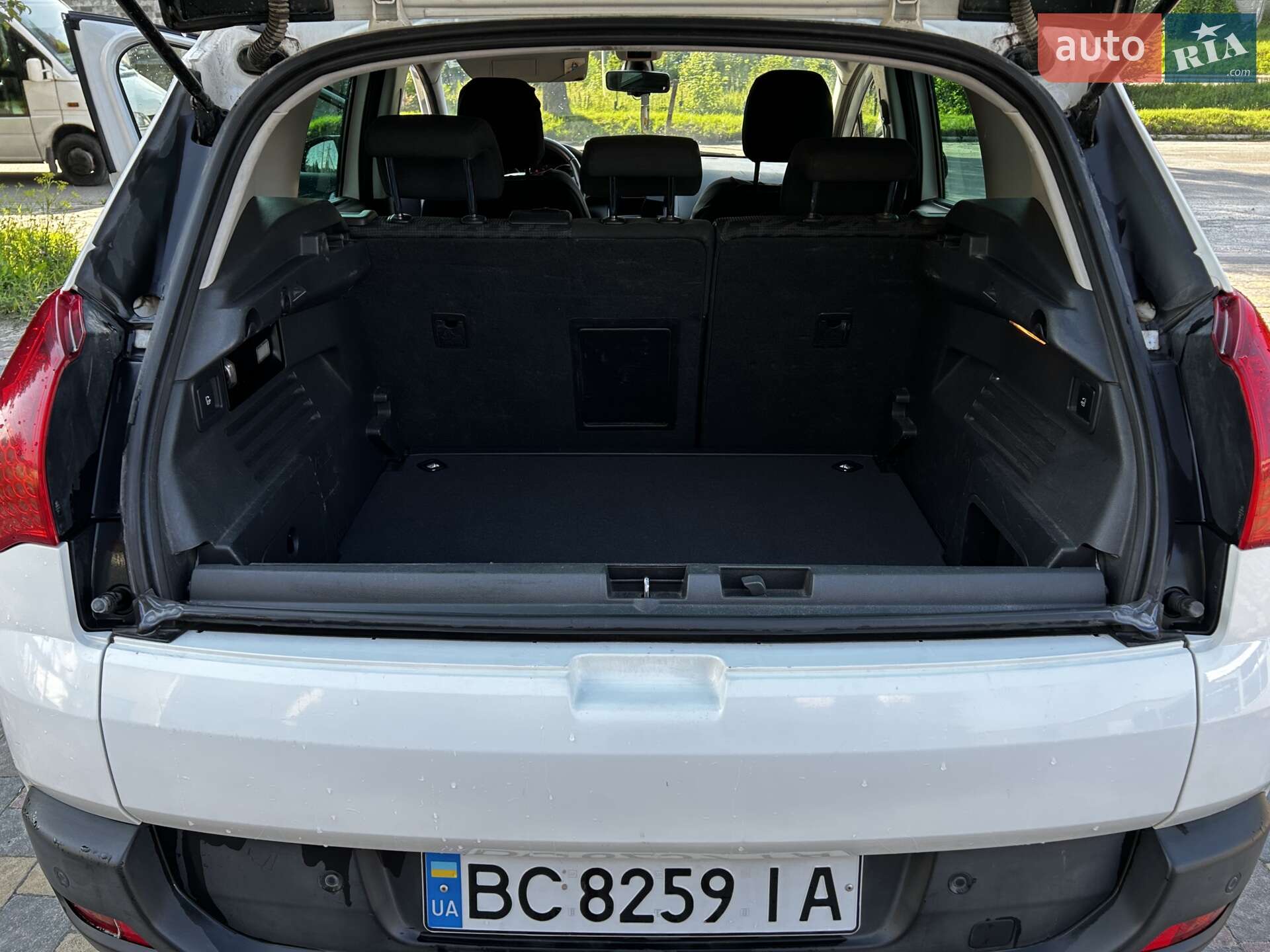 Peugeot 3008 2011 VIN VF30U9HR8BS345170 фото оголошення 15 з 16