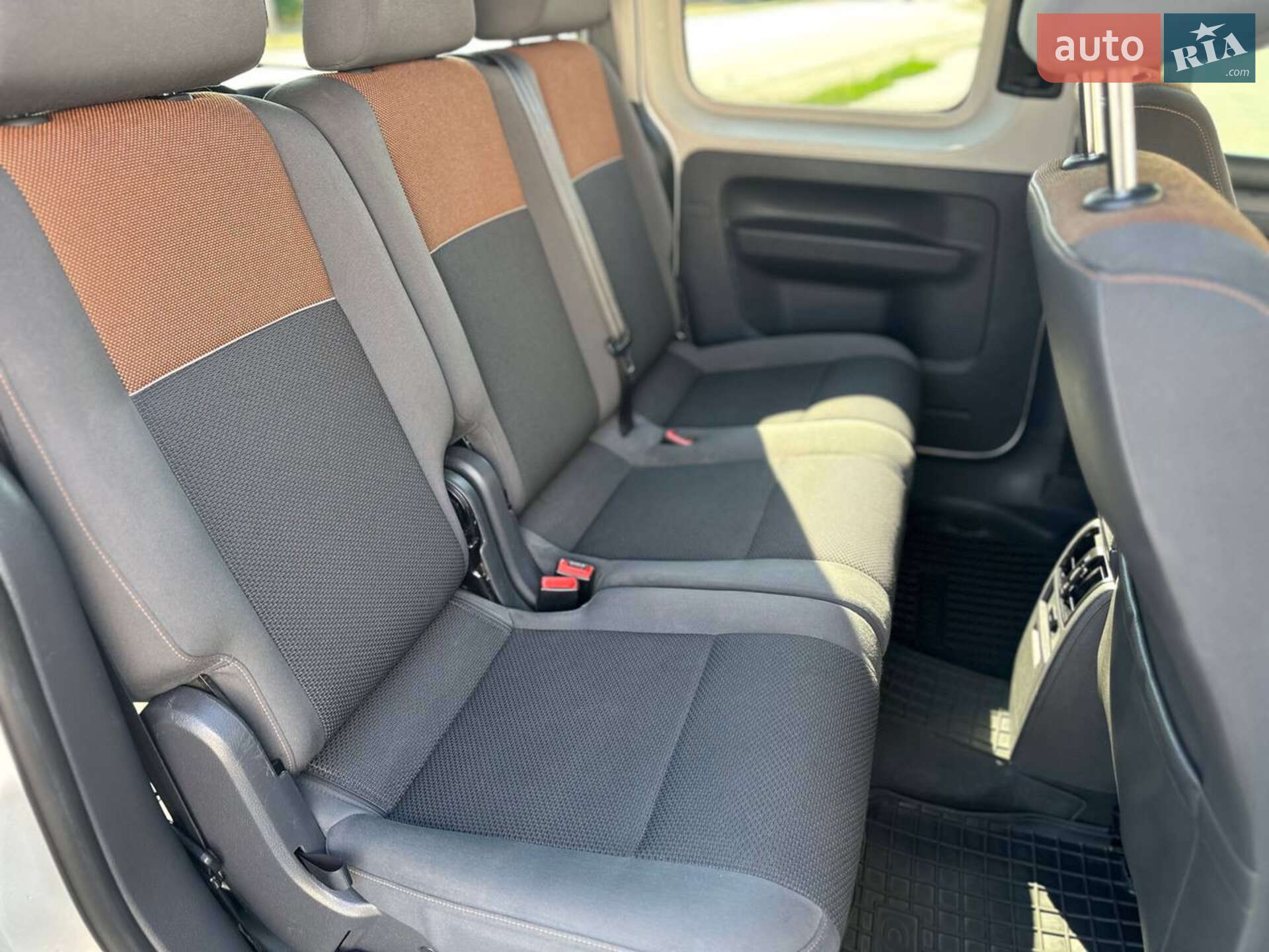 Volkswagen Caddy 2013 VIN WV2ZZZ2KZEX021365 фото оголошення 36 з 53