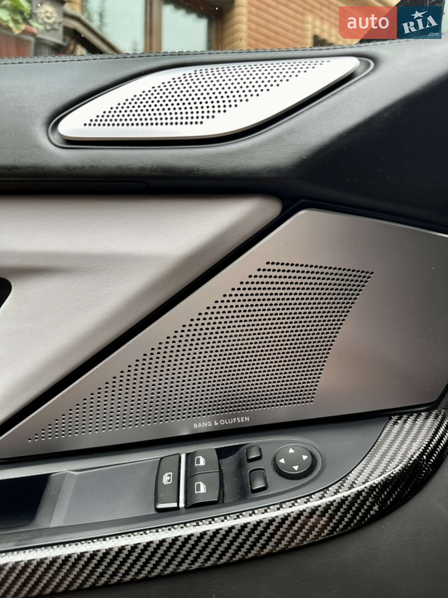 BMW M6 2013 VIN WBSLX9C58DC968722 фото оголошення 5 з 32