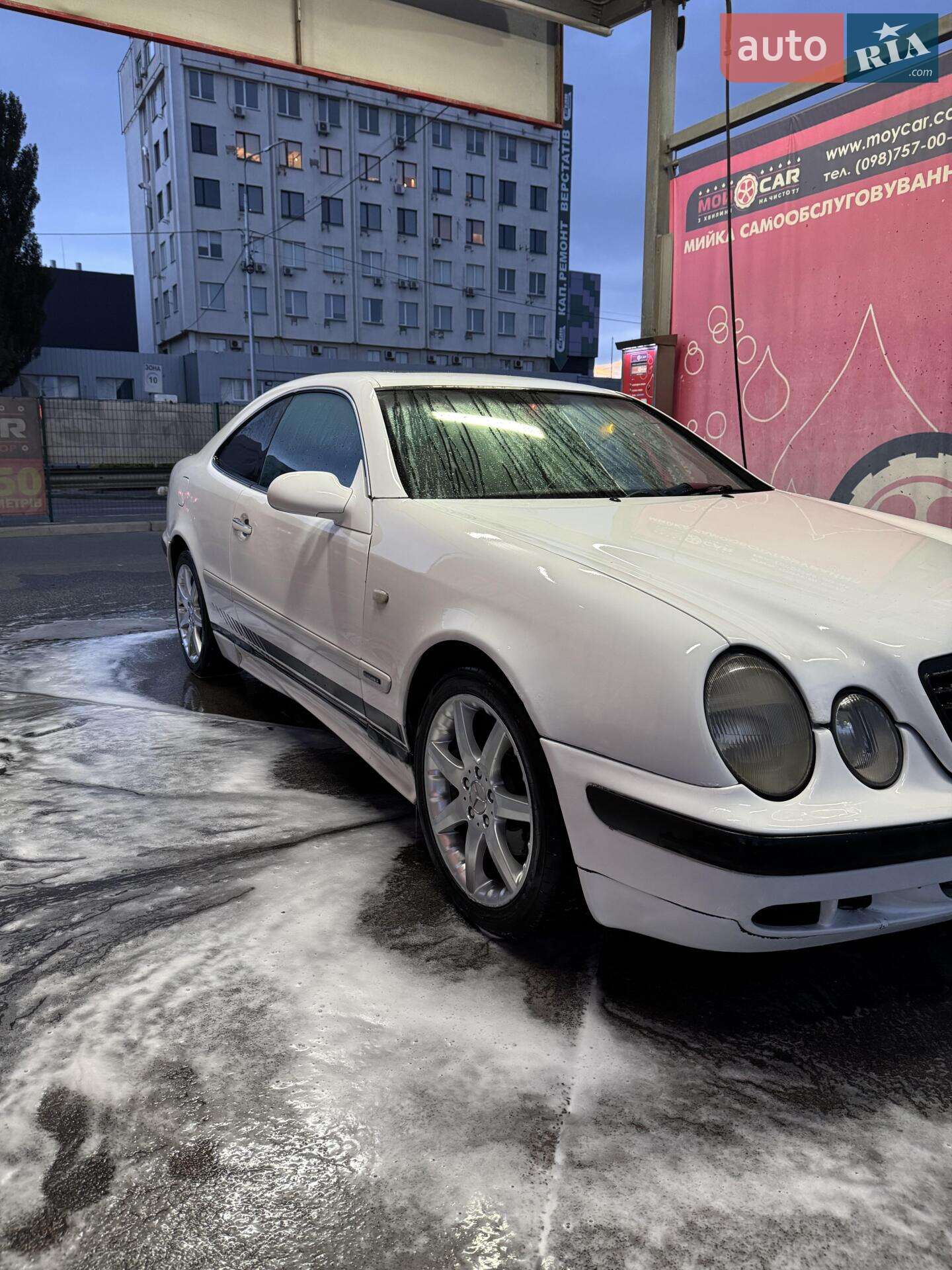 Mercedes-Benz CLK-Class 1997 VIN WDB2083351F016616 фото оголошення 4 з 20