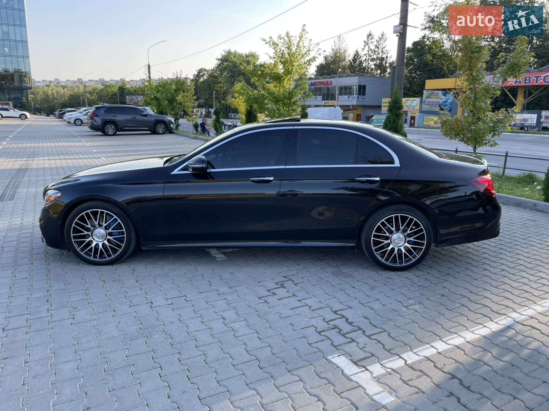 Mercedes-Benz E-Class 2016 VIN WDDZF4KB0HA113177 фото оголошення 4 з 14