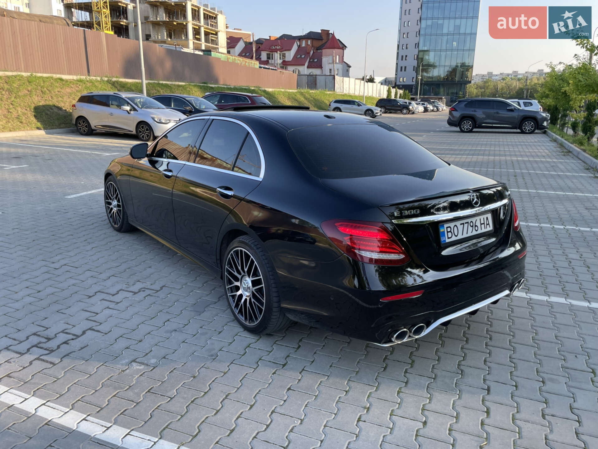 Mercedes-Benz E-Class 2016 VIN WDDZF4KB0HA113177 фото оголошення 5 з 14
