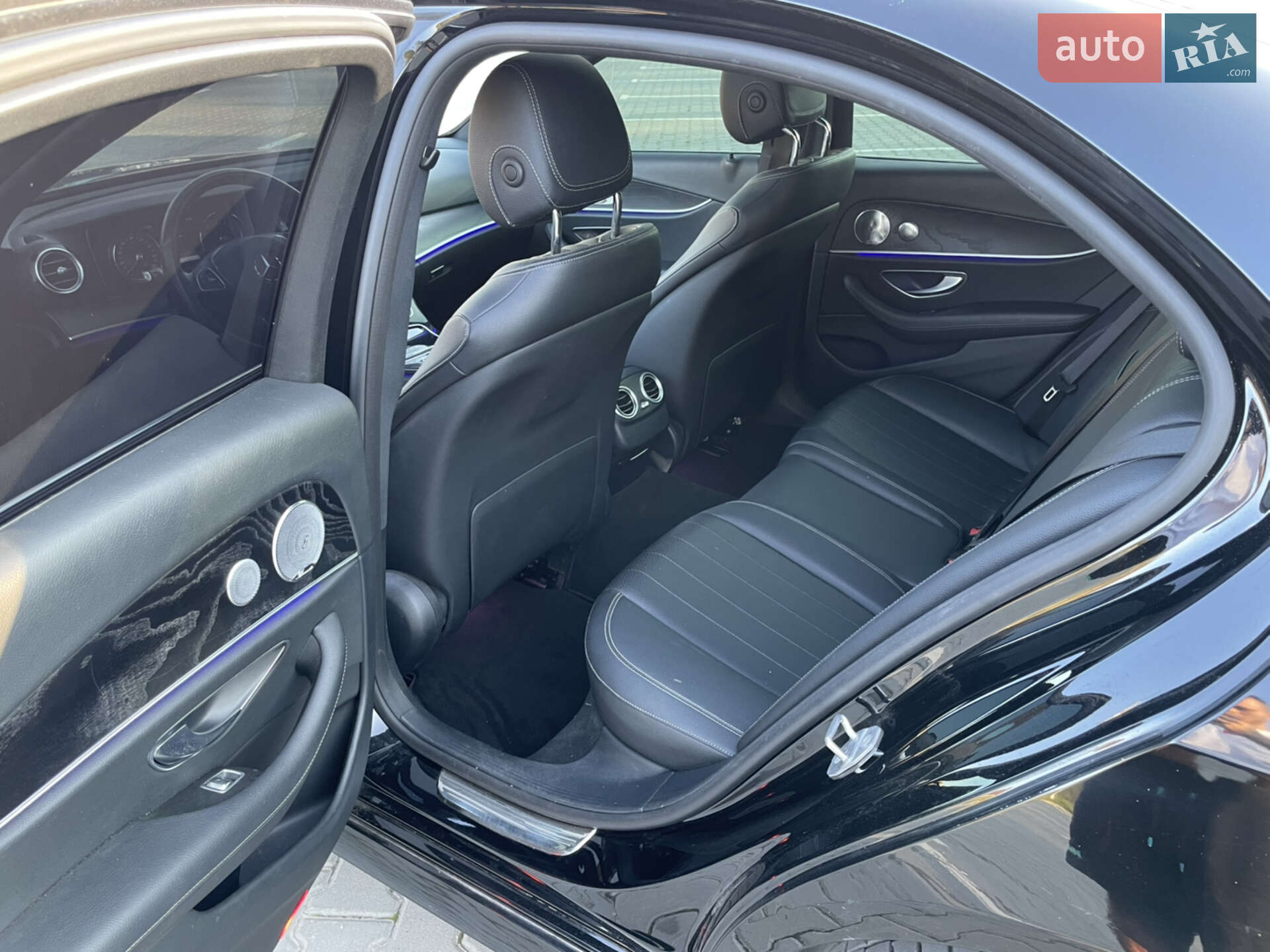 Mercedes-Benz E-Class 2016 VIN WDDZF4KB0HA113177 фото оголошення 13 з 14