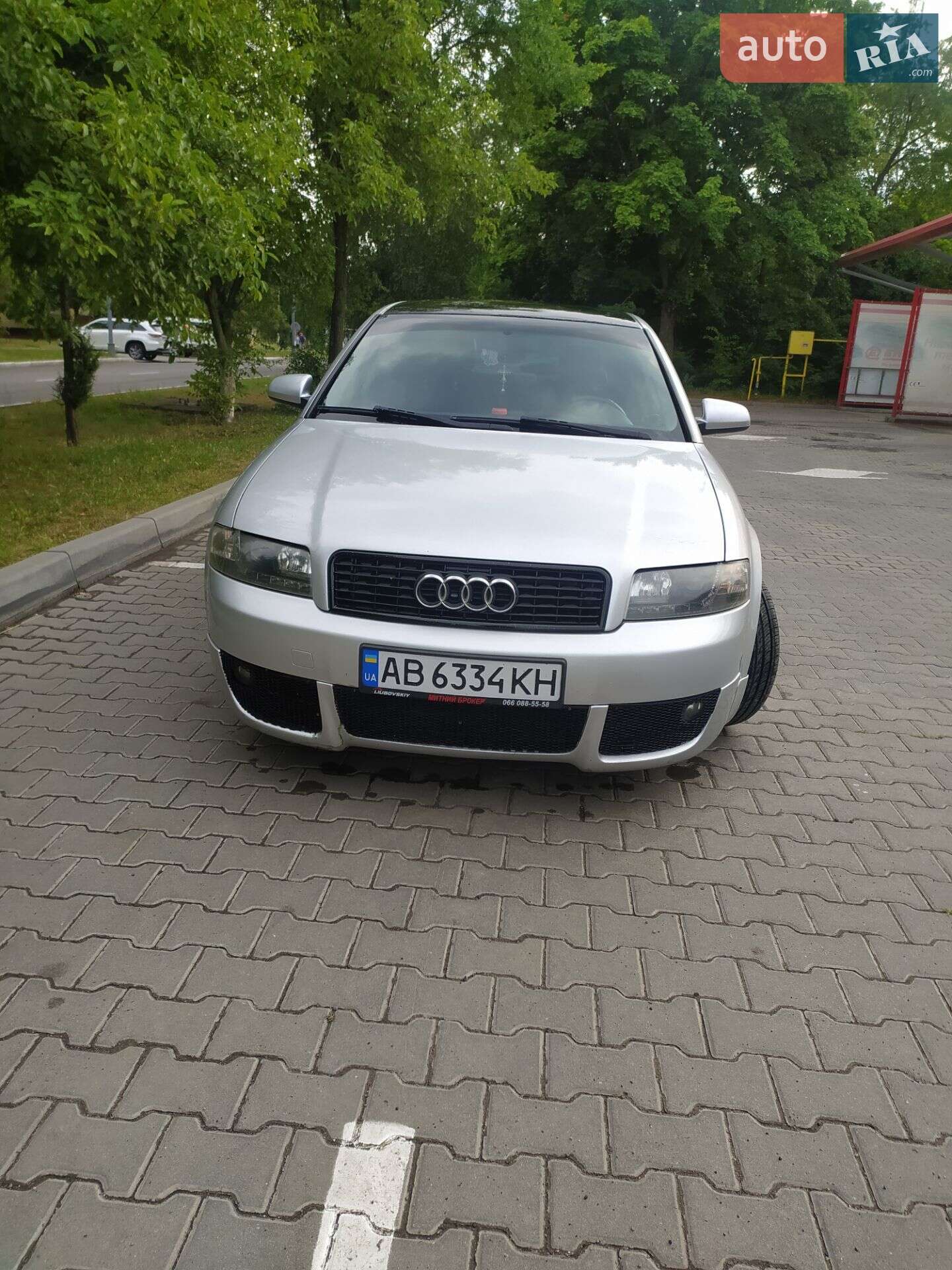 Audi A4 2001 VIN WAUZZZ8E12A018356 фото оголошення 8 з 25