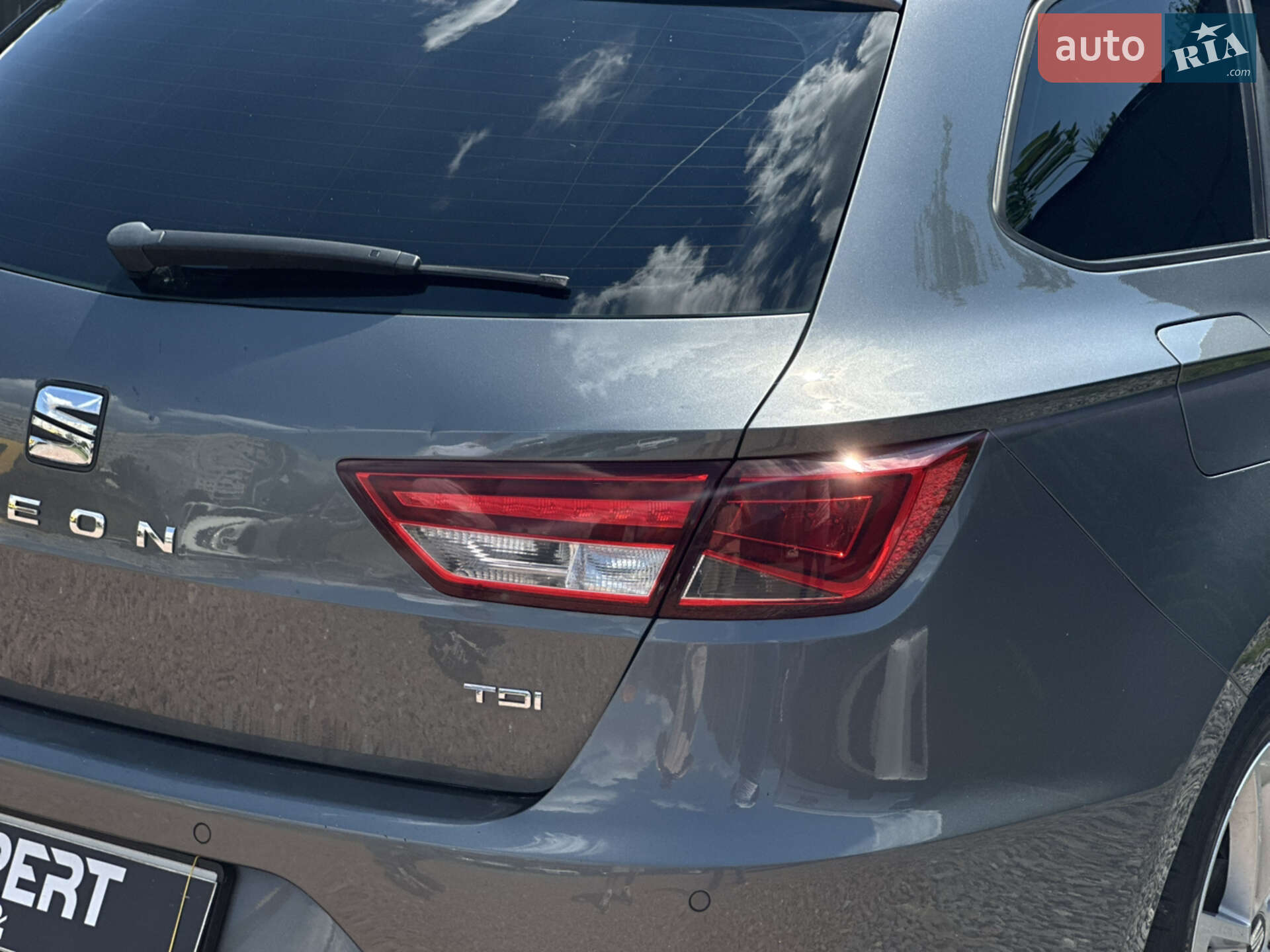 SEAT Leon 2016 VIN VSSZZZ5FZGR220745 фото оголошення 10 з 31