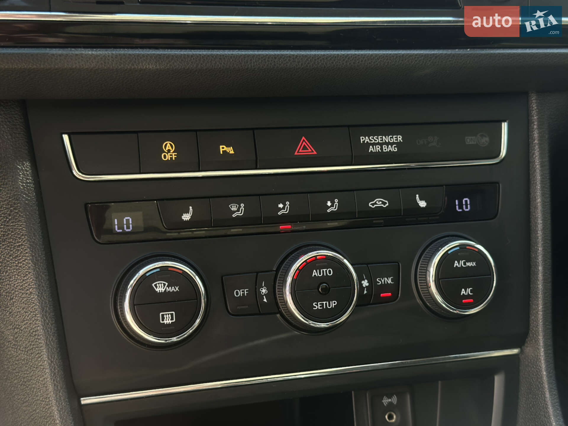 SEAT Leon 2016 VIN VSSZZZ5FZGR220745 фото оголошення 24 з 31