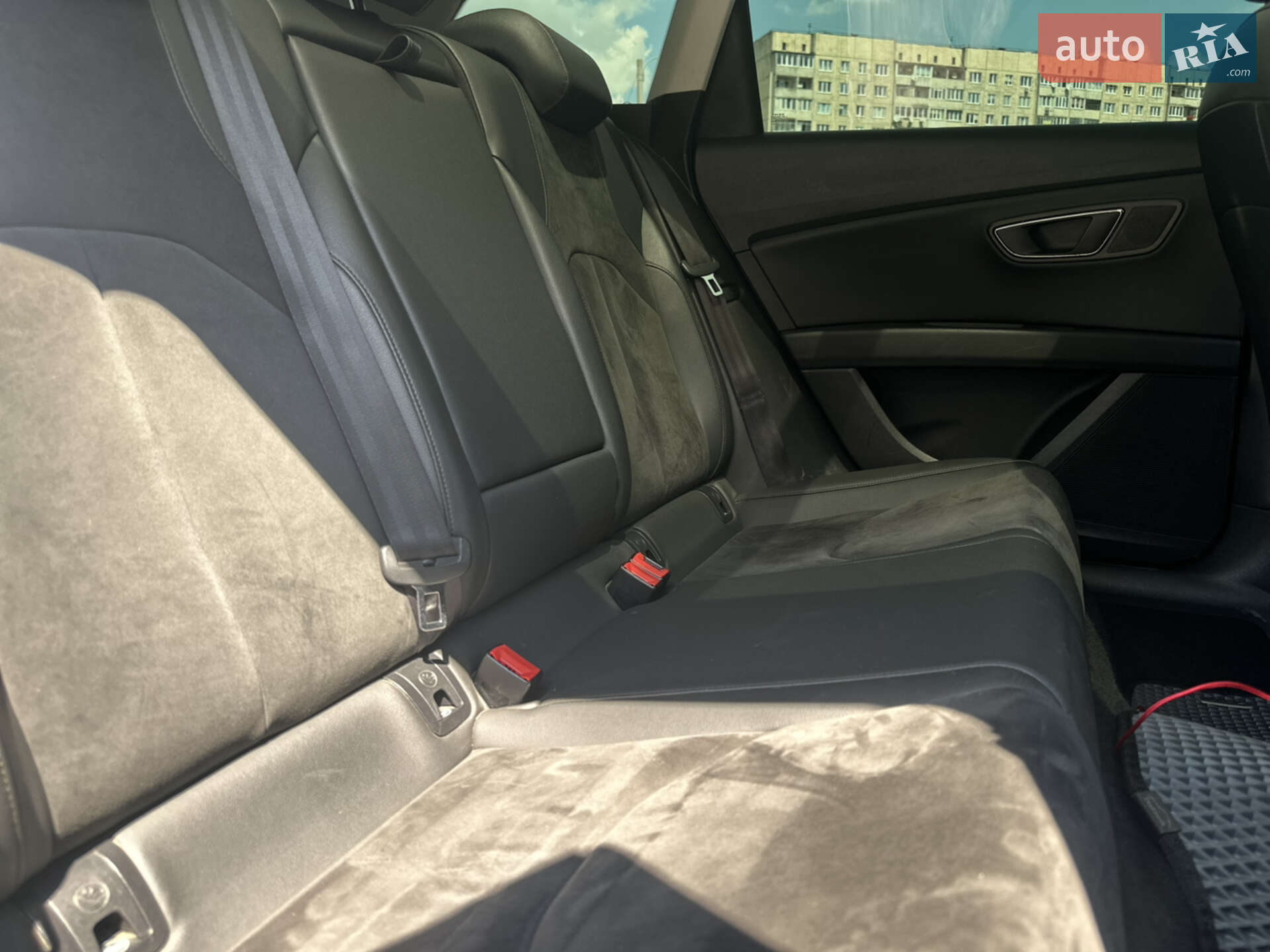 SEAT Leon 2016 VIN VSSZZZ5FZGR220745 фото оголошення 28 з 31