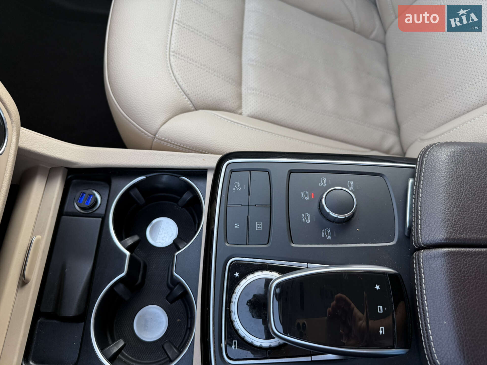 Mercedes-Benz GLE-Class 2015 VIN 4JGDA5HB3GA682115 фото оголошення 34 з 73