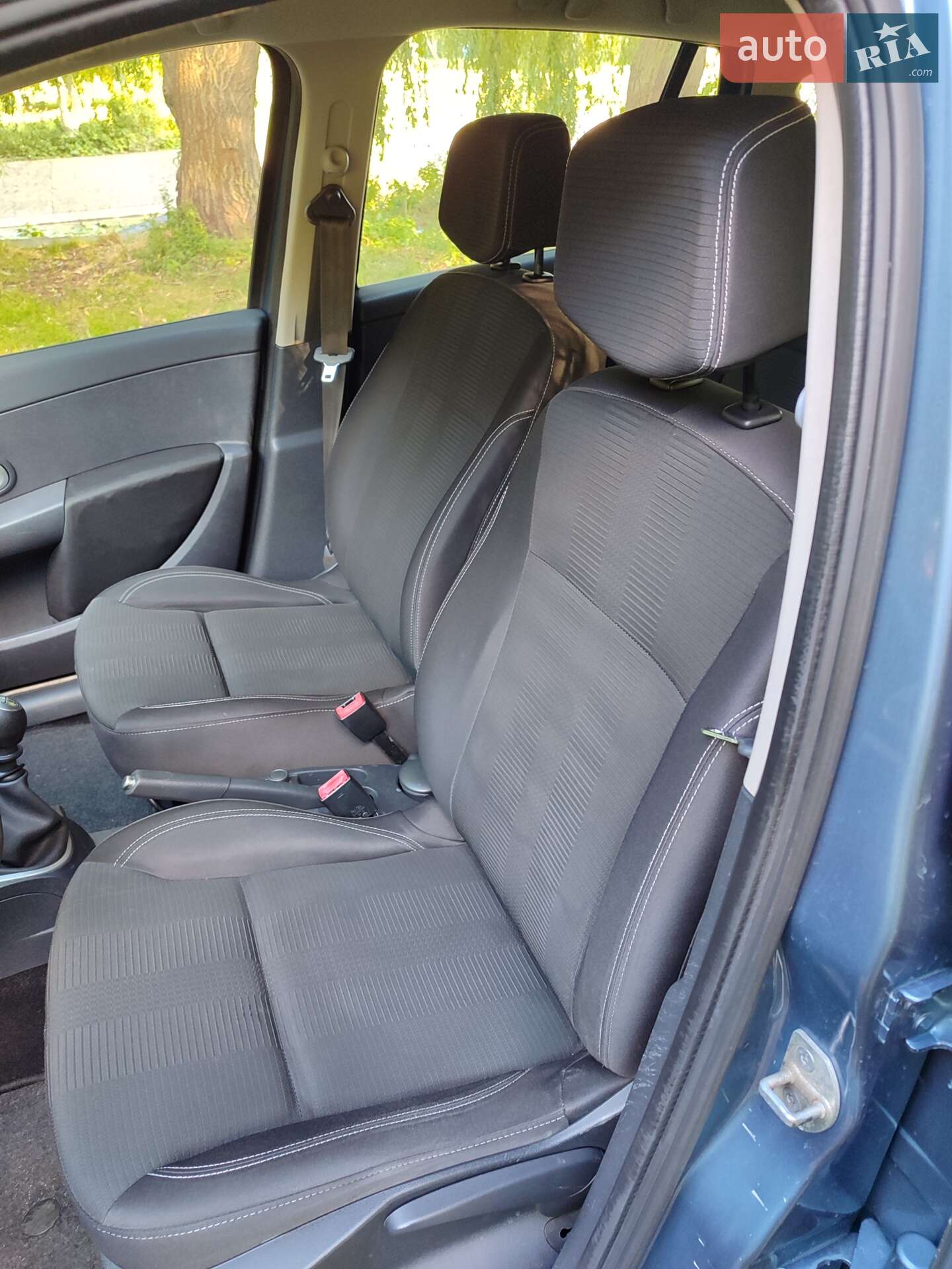 Renault Clio 2010 VIN VF1KR2N0642260613 фото оголошення 4 з 15