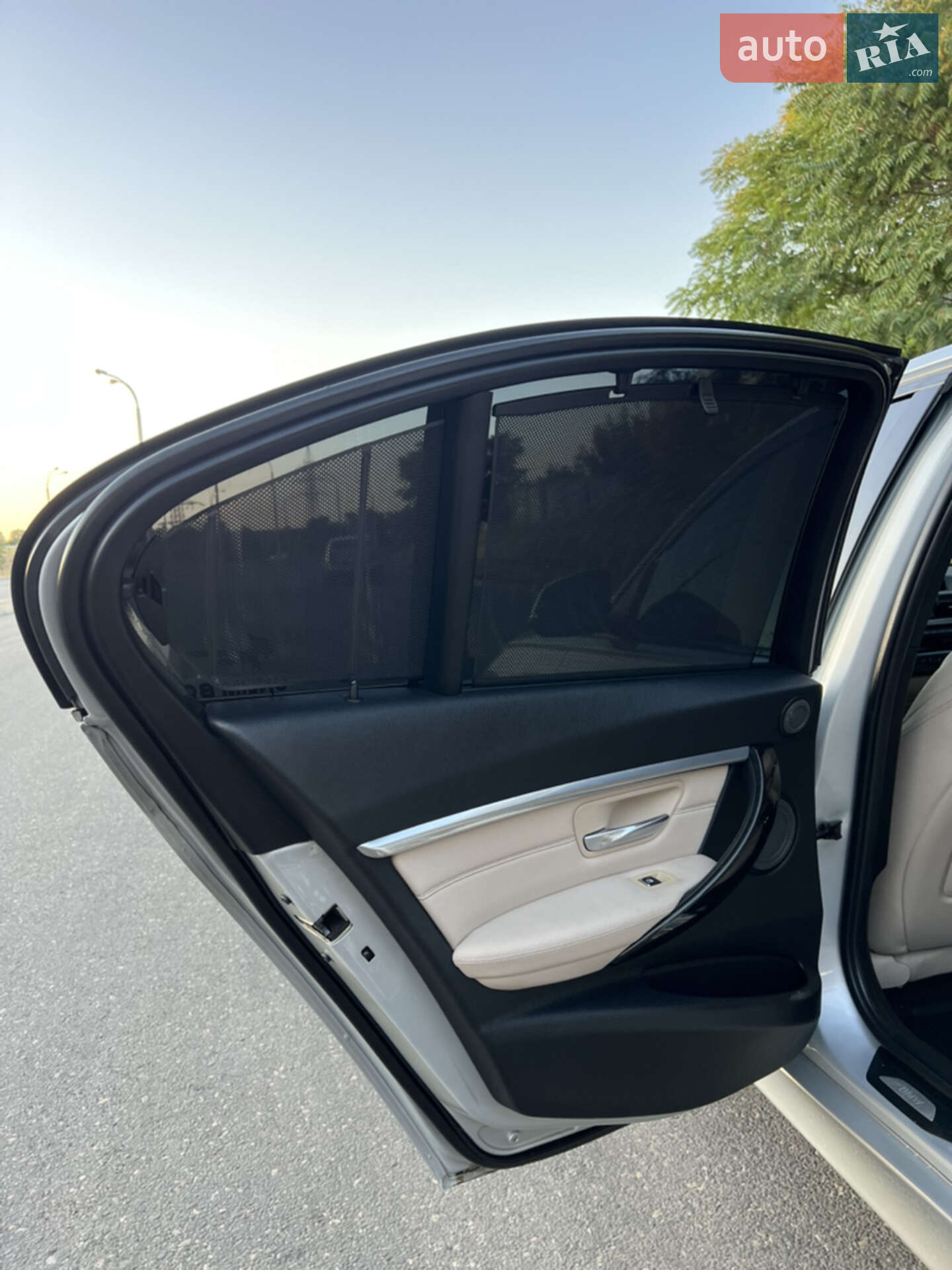 BMW 3 Series 2016 VIN WBA8E1C50GK479520 фото оголошення 10 з 28