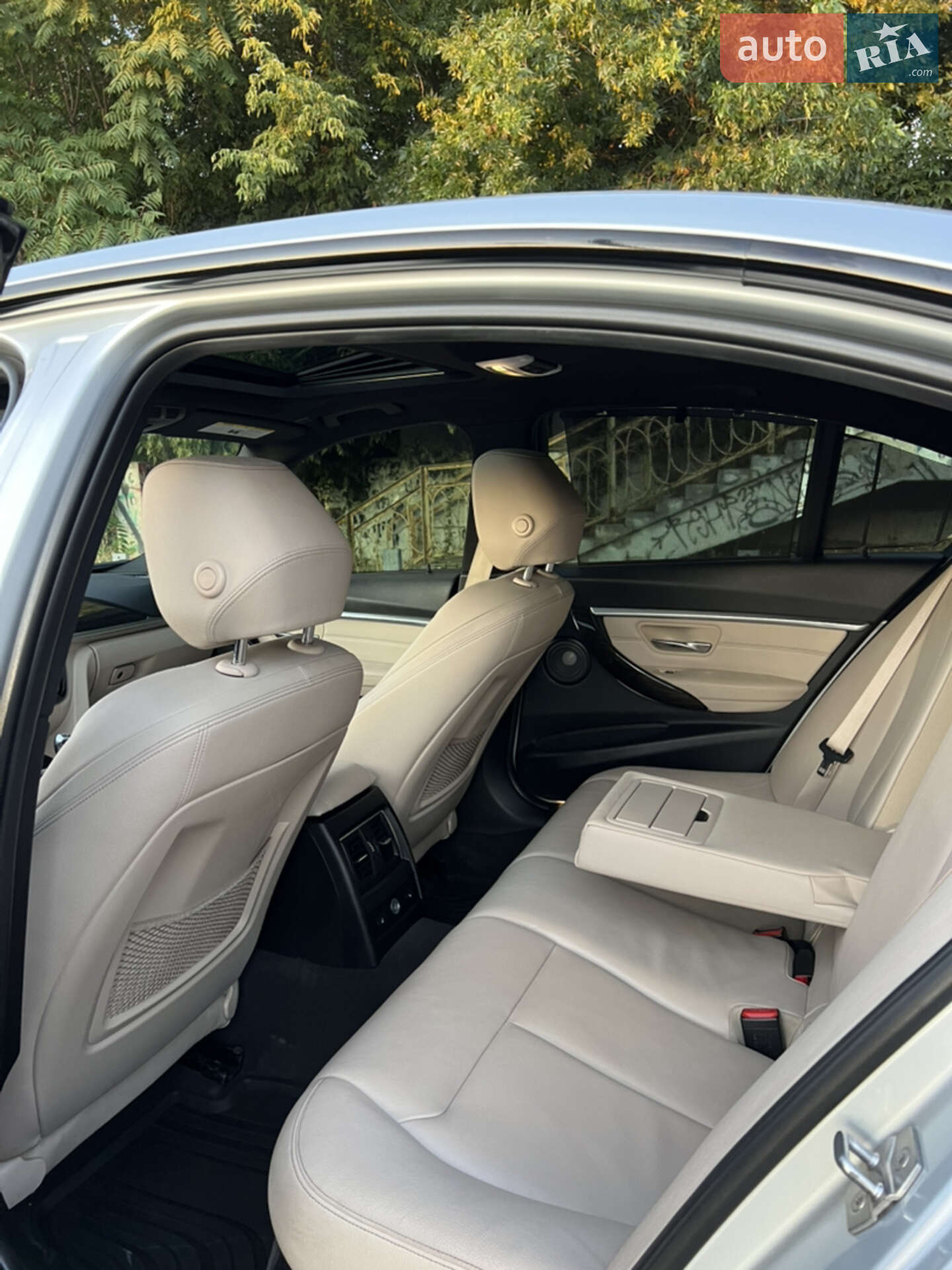 BMW 3 Series 2016 VIN WBA8E1C50GK479520 фото оголошення 11 з 28