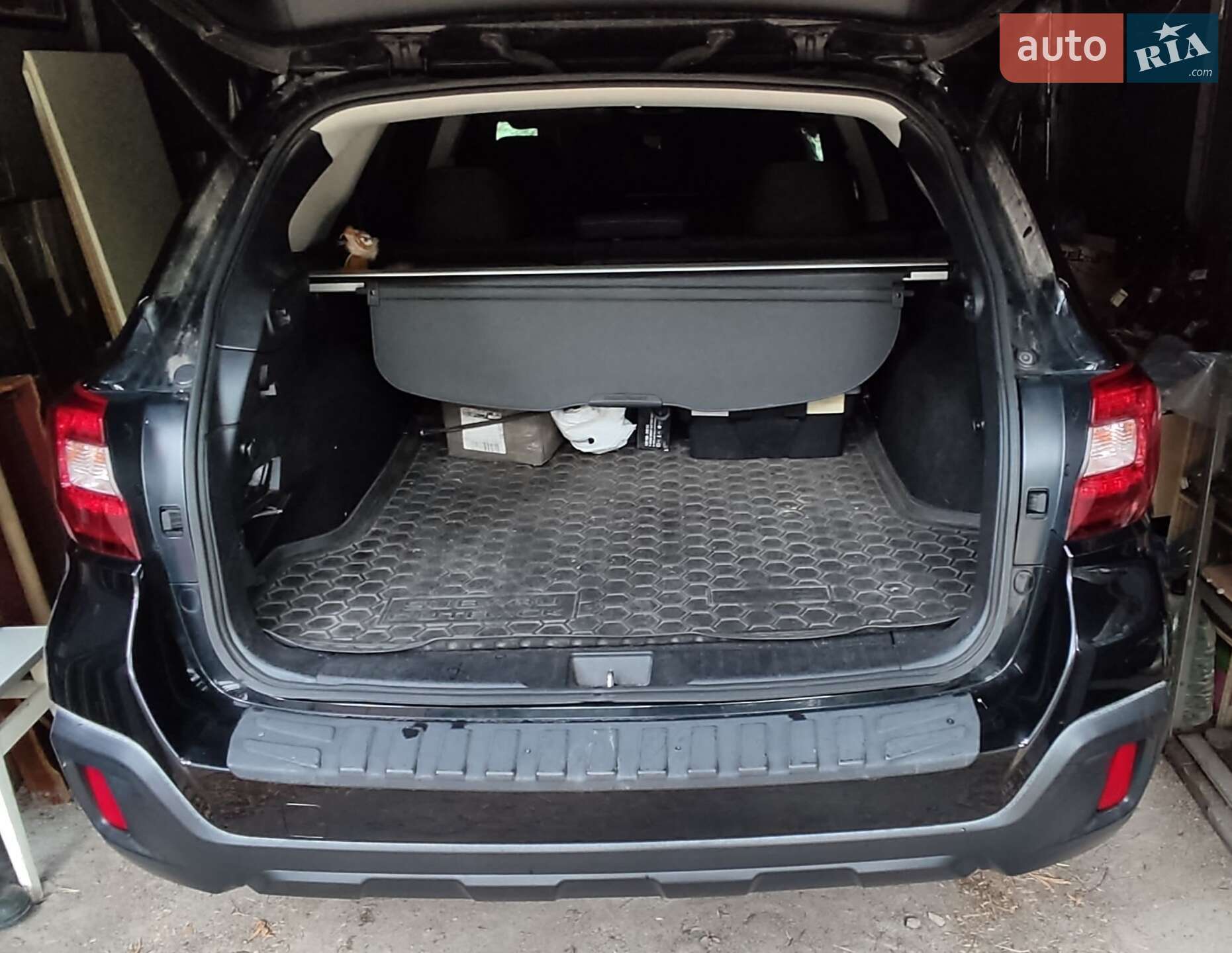Subaru Outback 2018 VIN 4S4BSACC4J3309027 фото оголошення 6 з 10