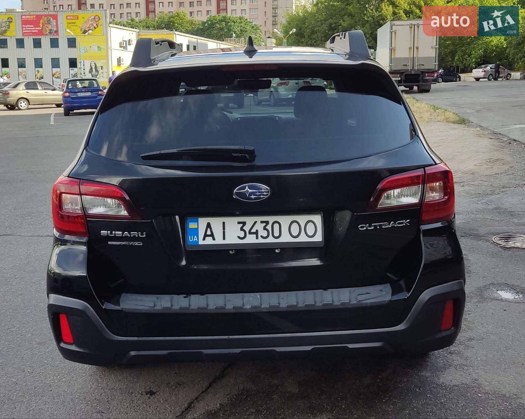 Subaru Outback 2018 VIN 4S4BSACC4J3309027 фото оголошення 8 з 10