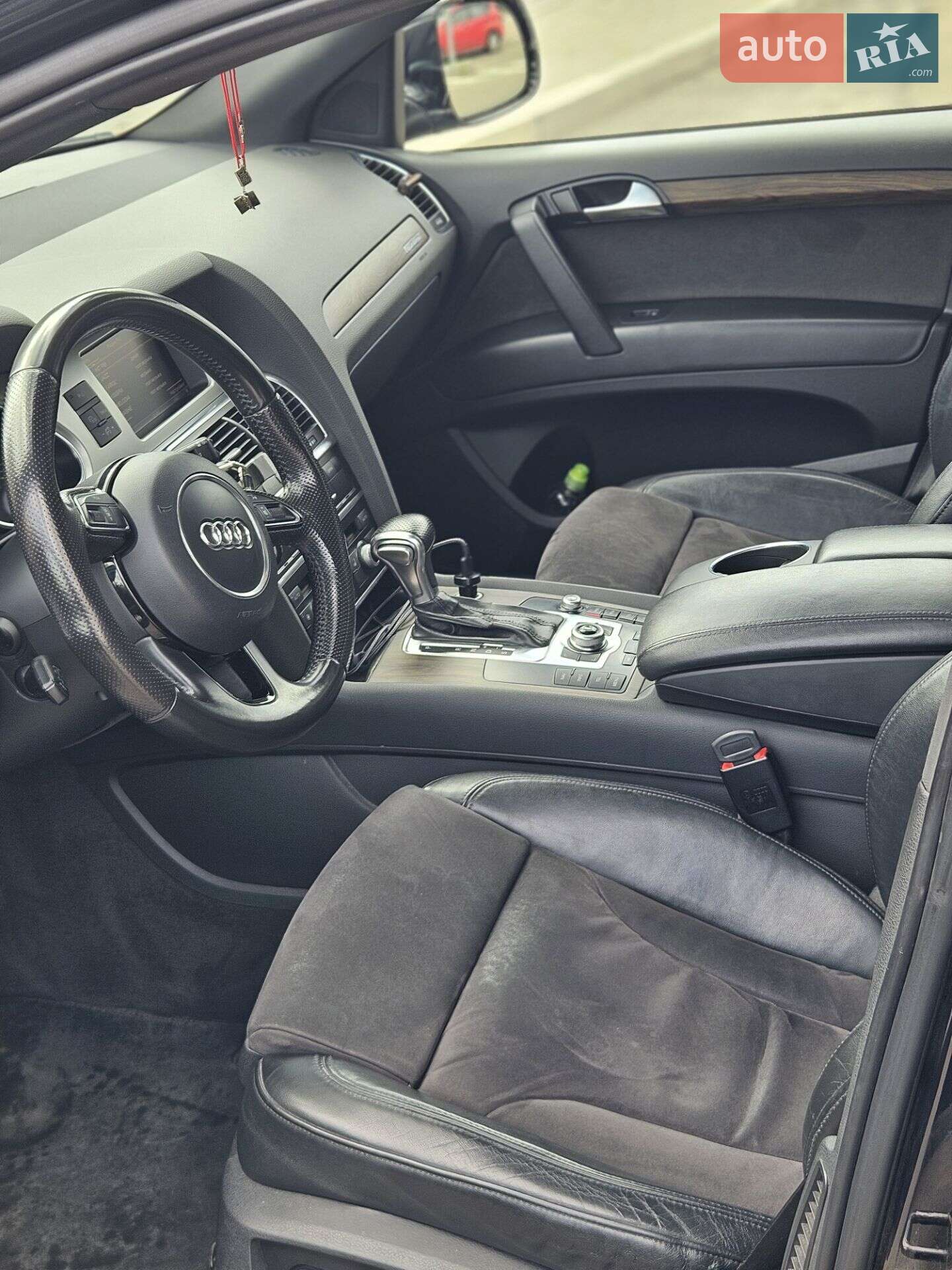 Audi Q7 2012 VIN WAUZZZ4L0CD040921 фото оголошення 5 з 15