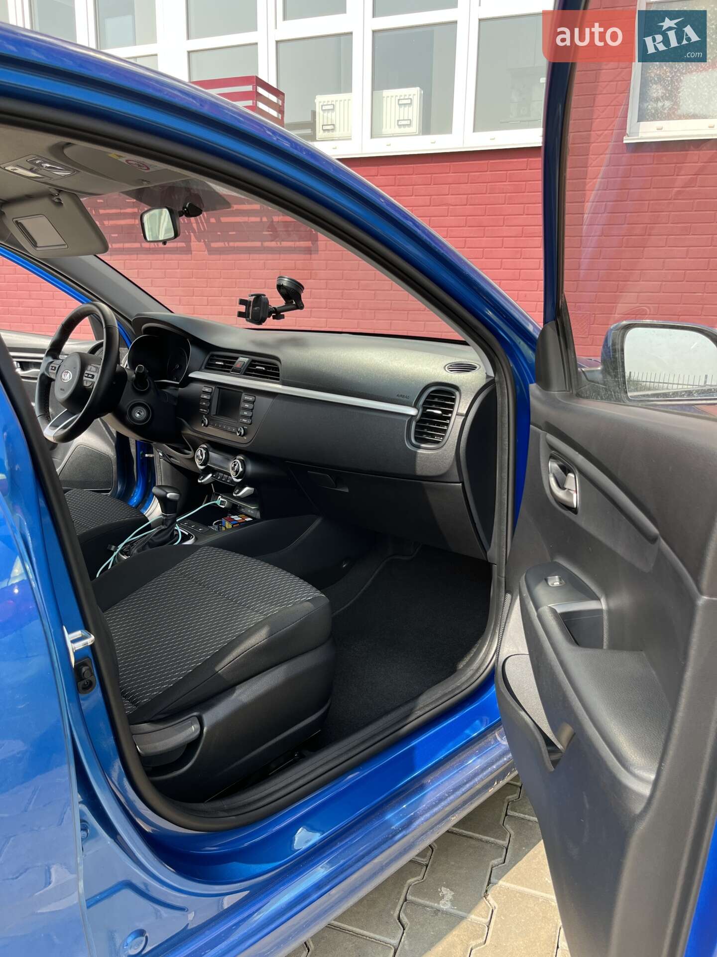 Kia Rio 2019 VIN Z94C241BBLR146632 фото оголошення 6 з 12