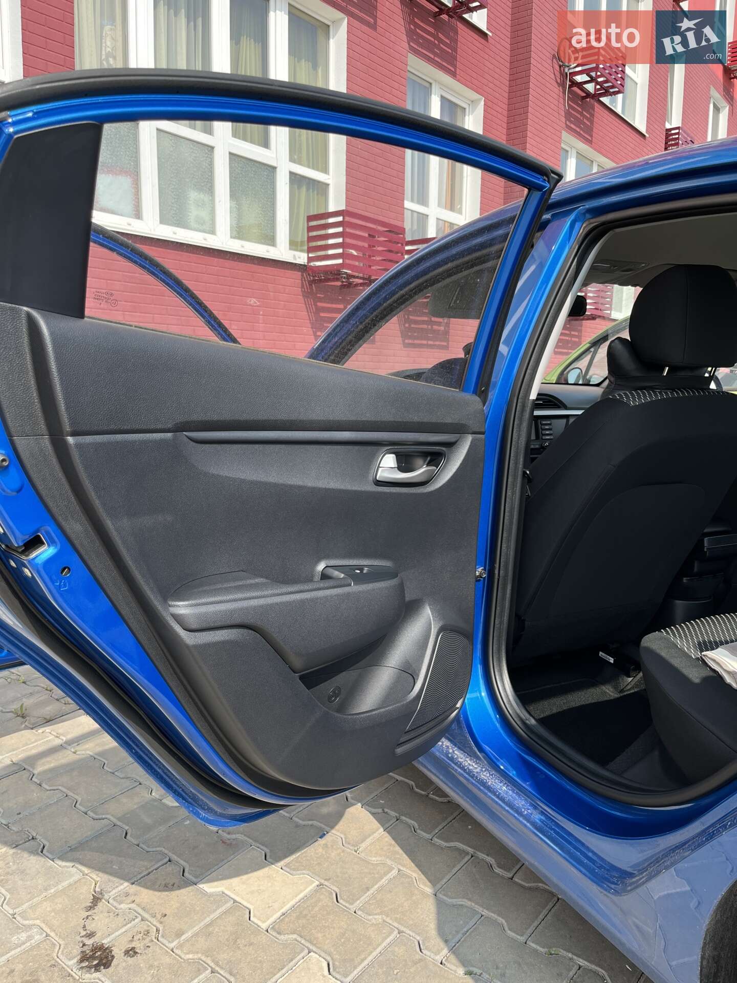 Kia Rio 2019 VIN Z94C241BBLR146632 фото оголошення 10 з 12