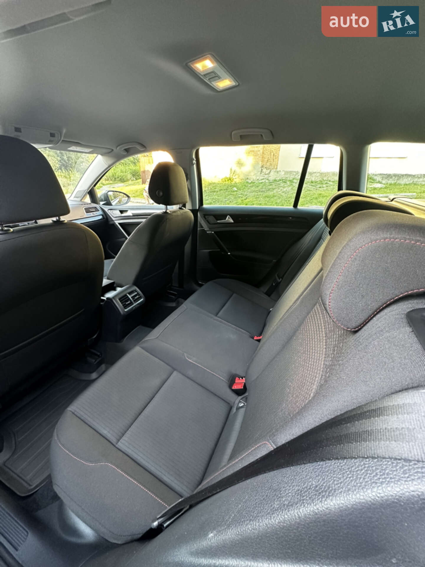 Volkswagen Golf 2017 VIN WVWZZZAUZJP511420 фото оголошення 14 з 24