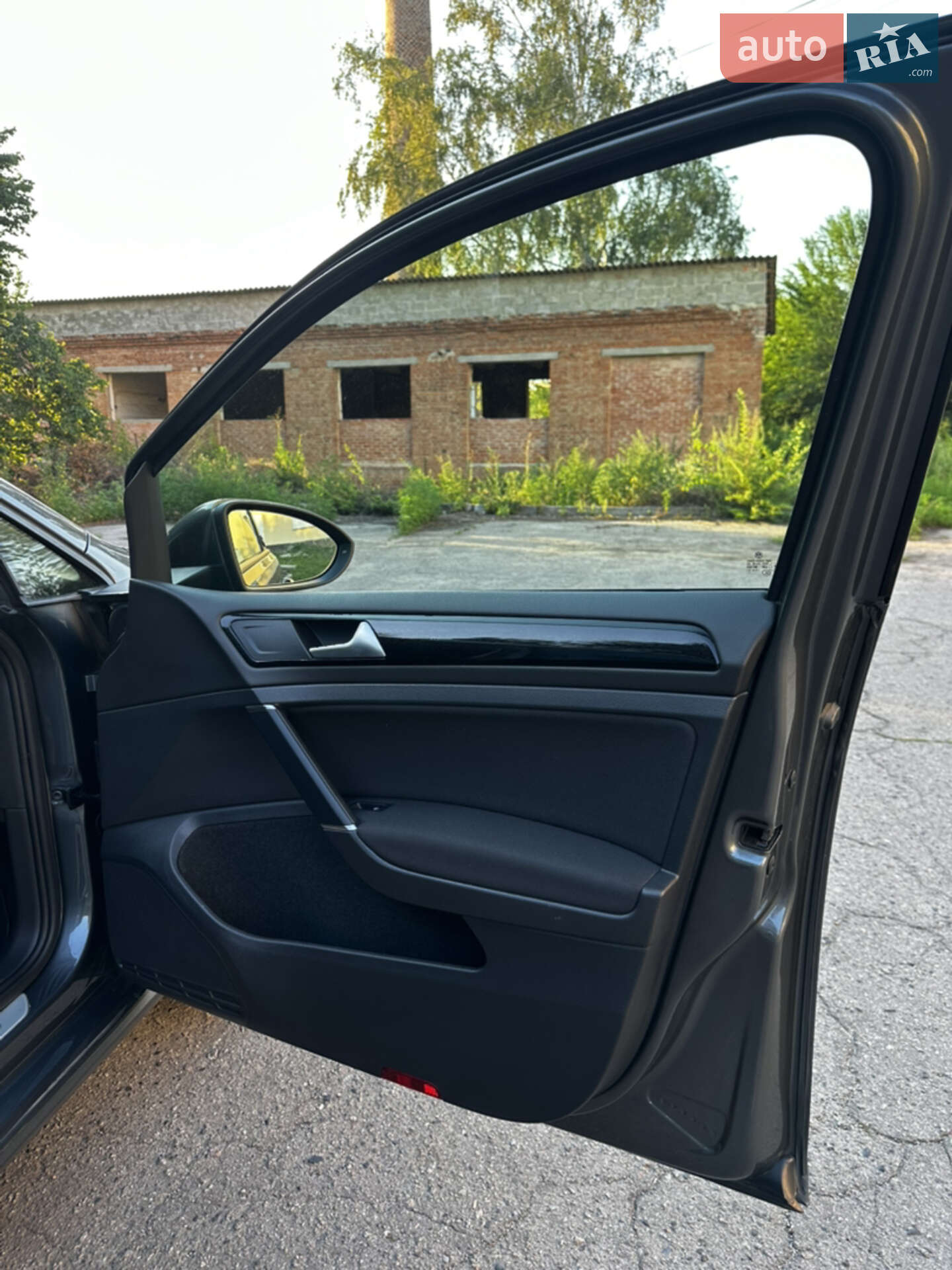 Volkswagen Golf 2017 VIN WVWZZZAUZJP511420 фото оголошення 20 з 24