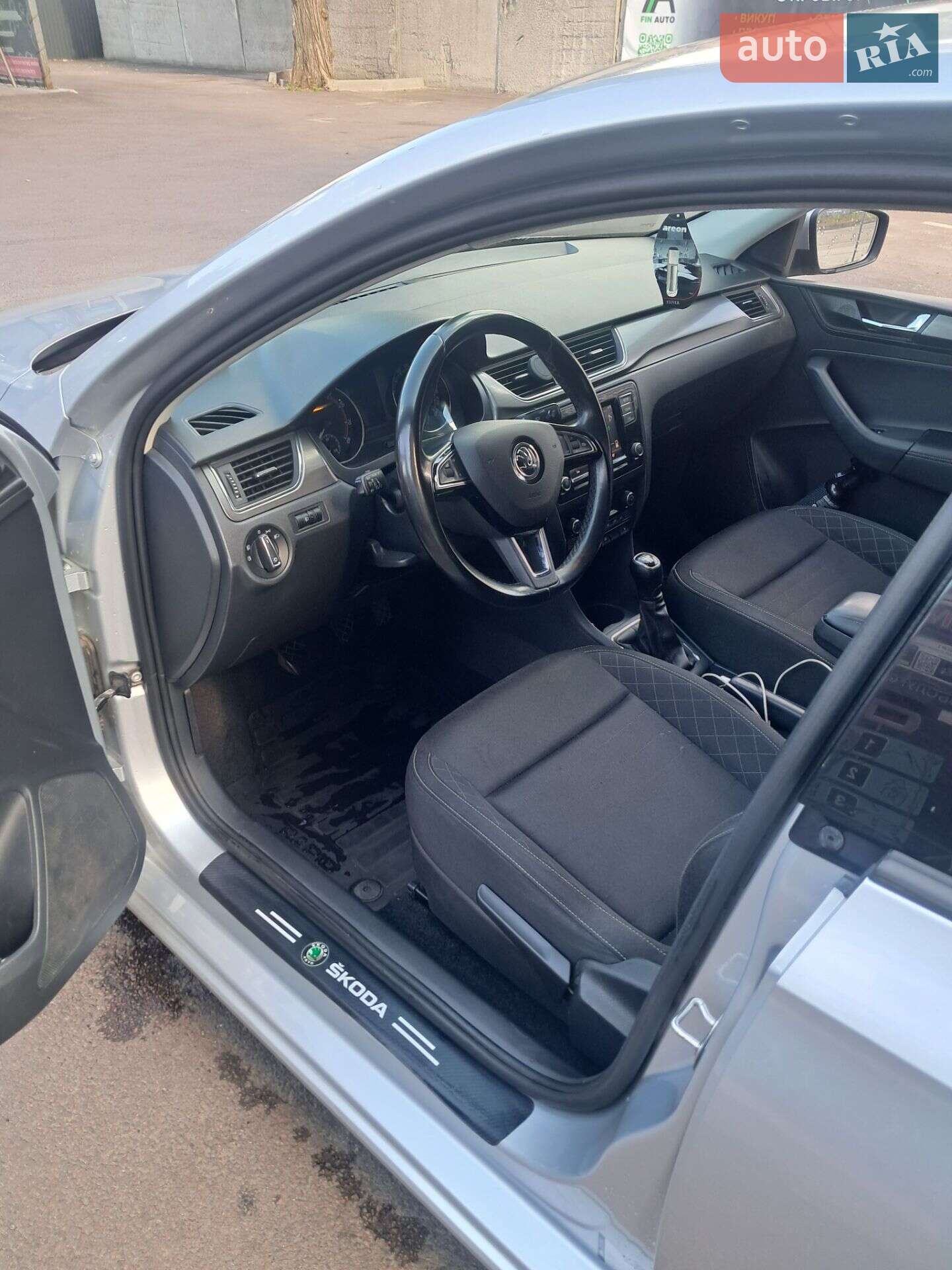 Skoda Rapid 2018 VIN TMBAC4NH1KB100150 фото оголошення 42 з 50
