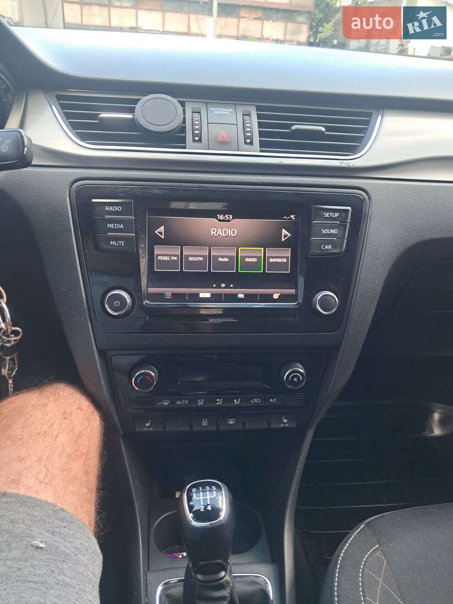 Skoda Rapid 2018 VIN TMBAC4NH1KB100150 фото оголошення 48 з 50