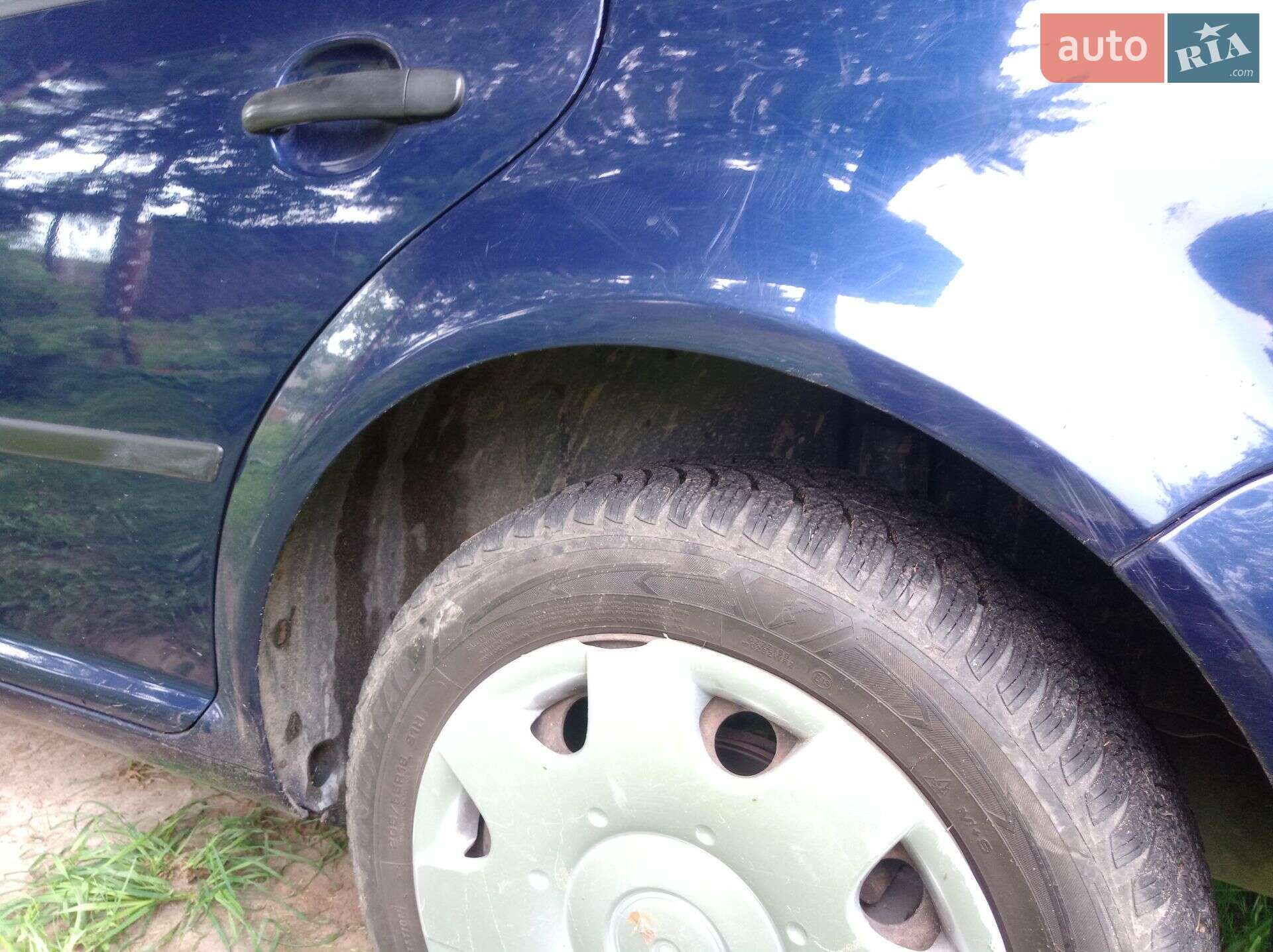 Volkswagen Golf 2001 VIN WVWZZZ1JZ1W212180 фото оголошення 8 з 19