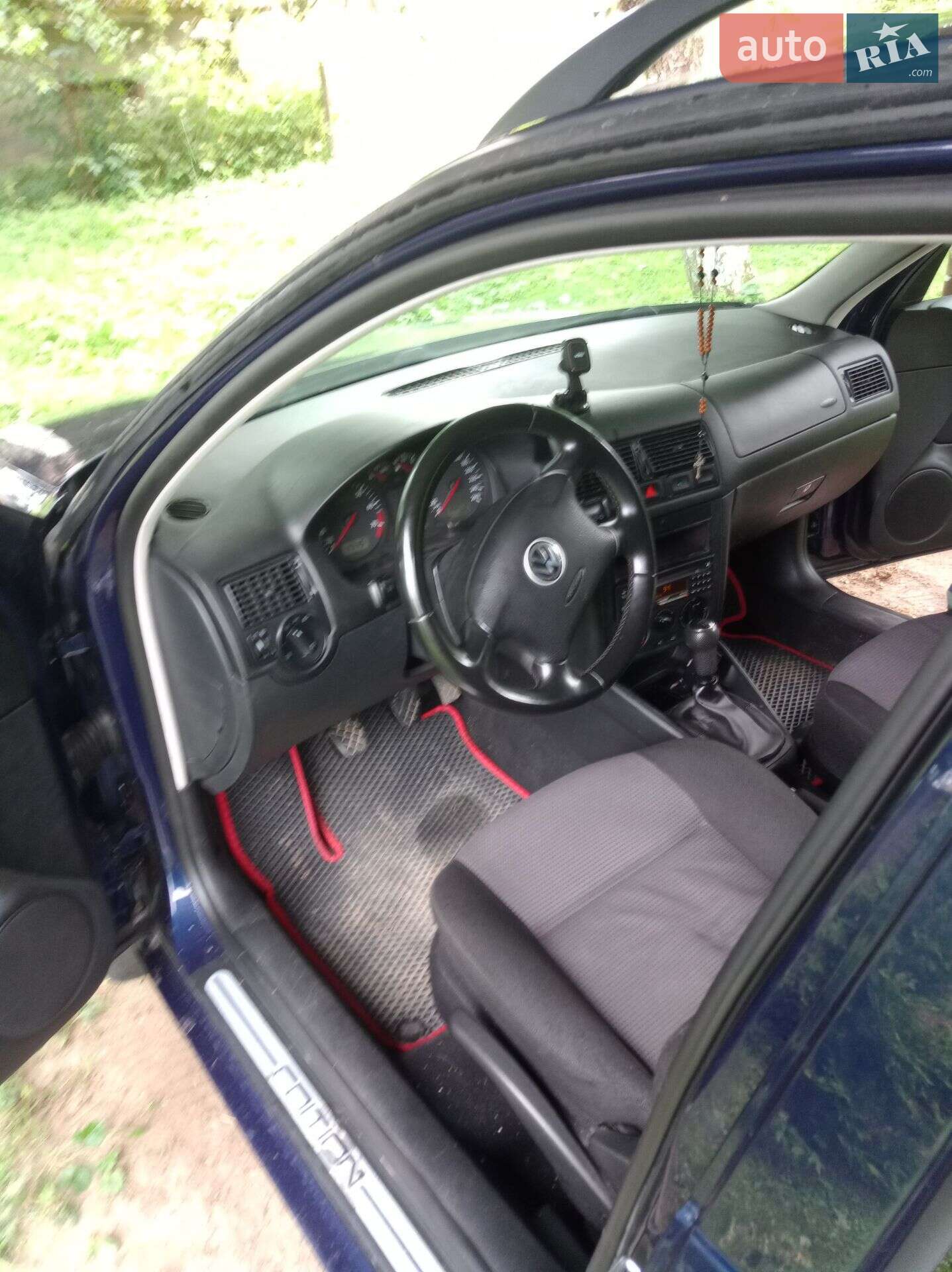 Volkswagen Golf 2001 VIN WVWZZZ1JZ1W212180 фото оголошення 11 з 19
