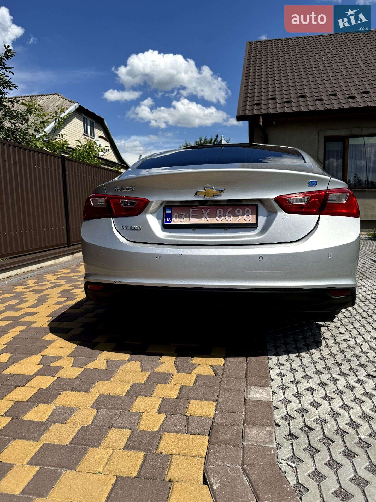 Chevrolet Malibu 2016 VIN 1G1ZJ5SU8HF204872 фото оголошення 7 з 29