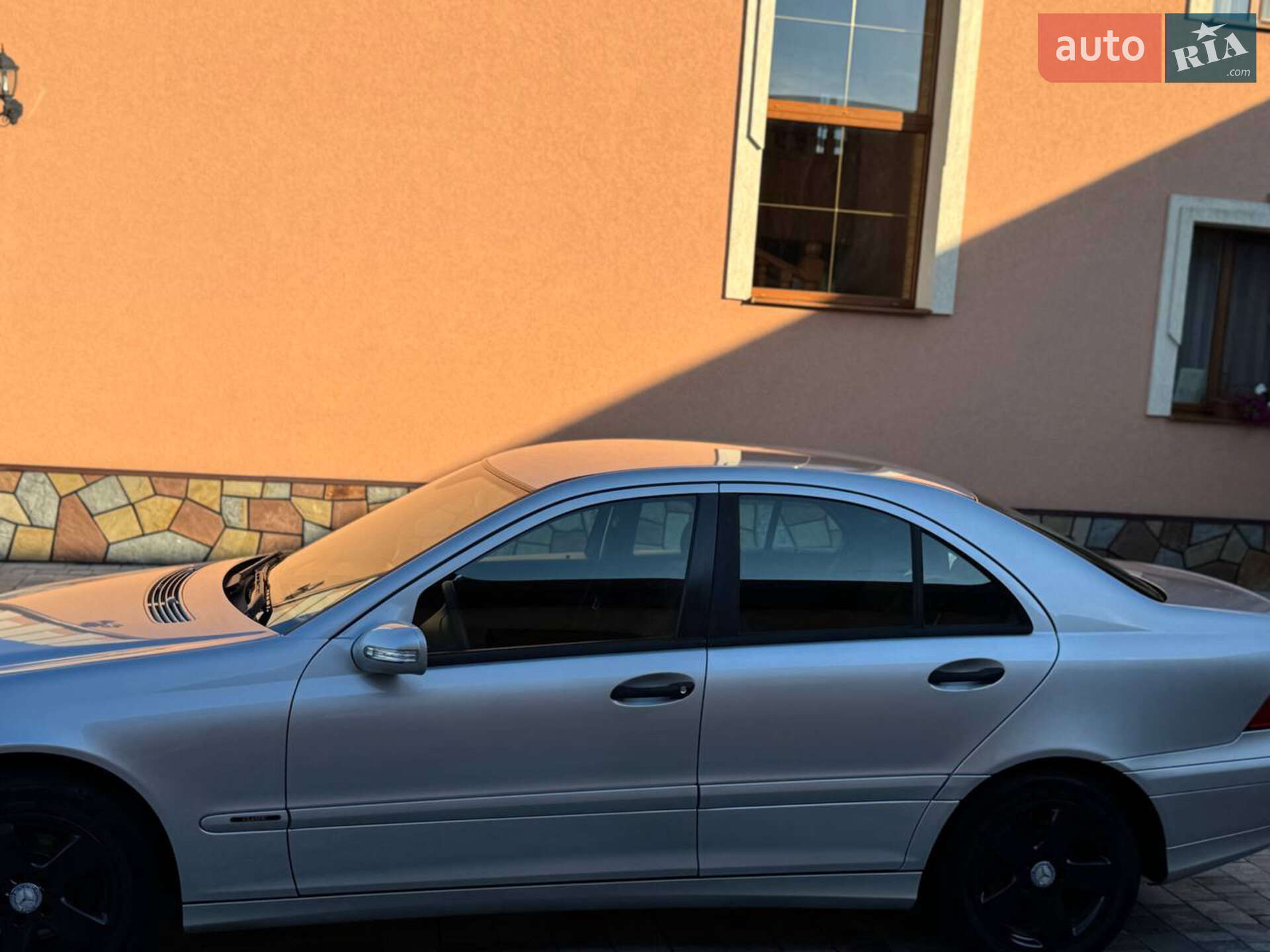 Mercedes-Benz C-Class 2004 VIN WDB2030461A661671 фото оголошення 9 з 25