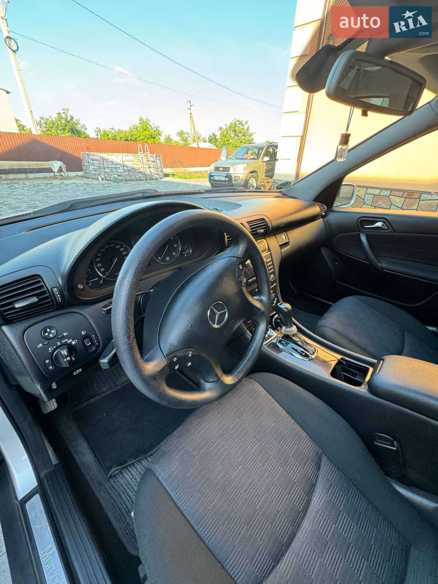 Mercedes-Benz C-Class 2004 VIN WDB2030461A661671 фото оголошення 12 з 25