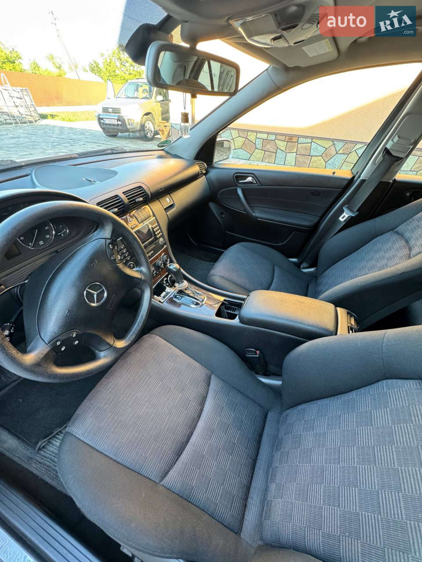 Mercedes-Benz C-Class 2004 VIN WDB2030461A661671 фото оголошення 13 з 25