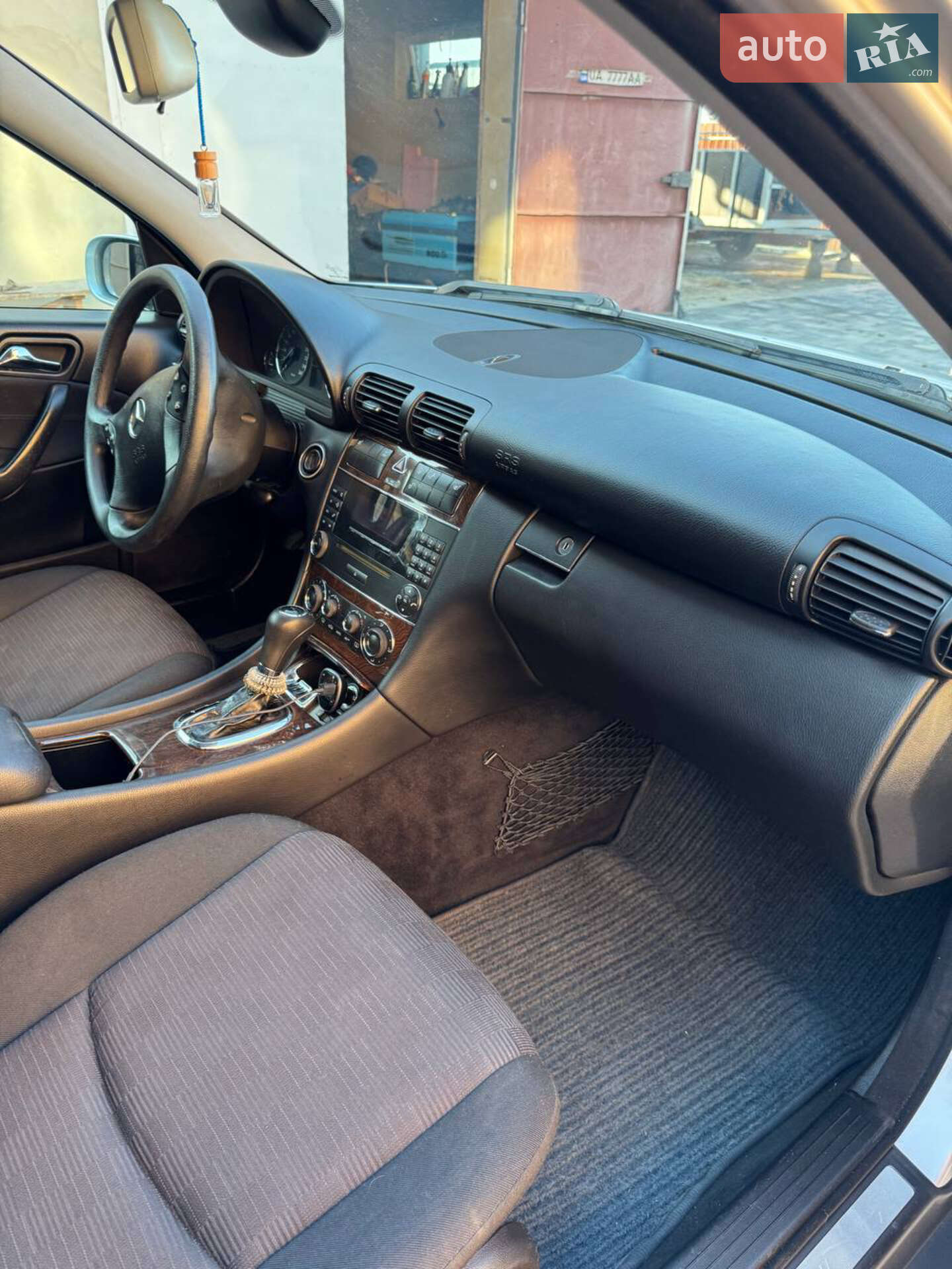 Mercedes-Benz C-Class 2004 VIN WDB2030461A661671 фото оголошення 22 з 25