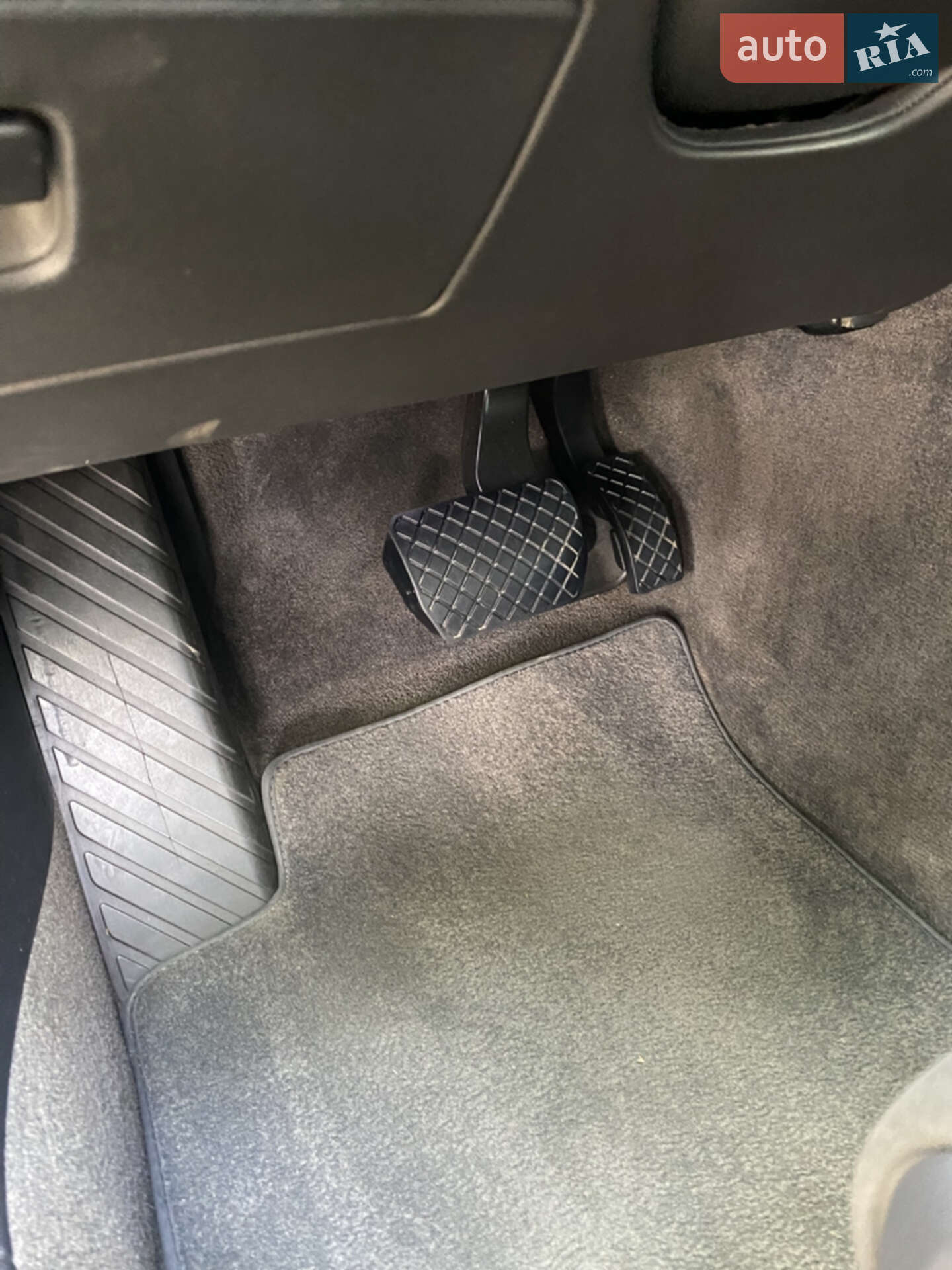 Audi S8 2007 VIN WAUZZZ4E37N026528 фото оголошення 28 з 33