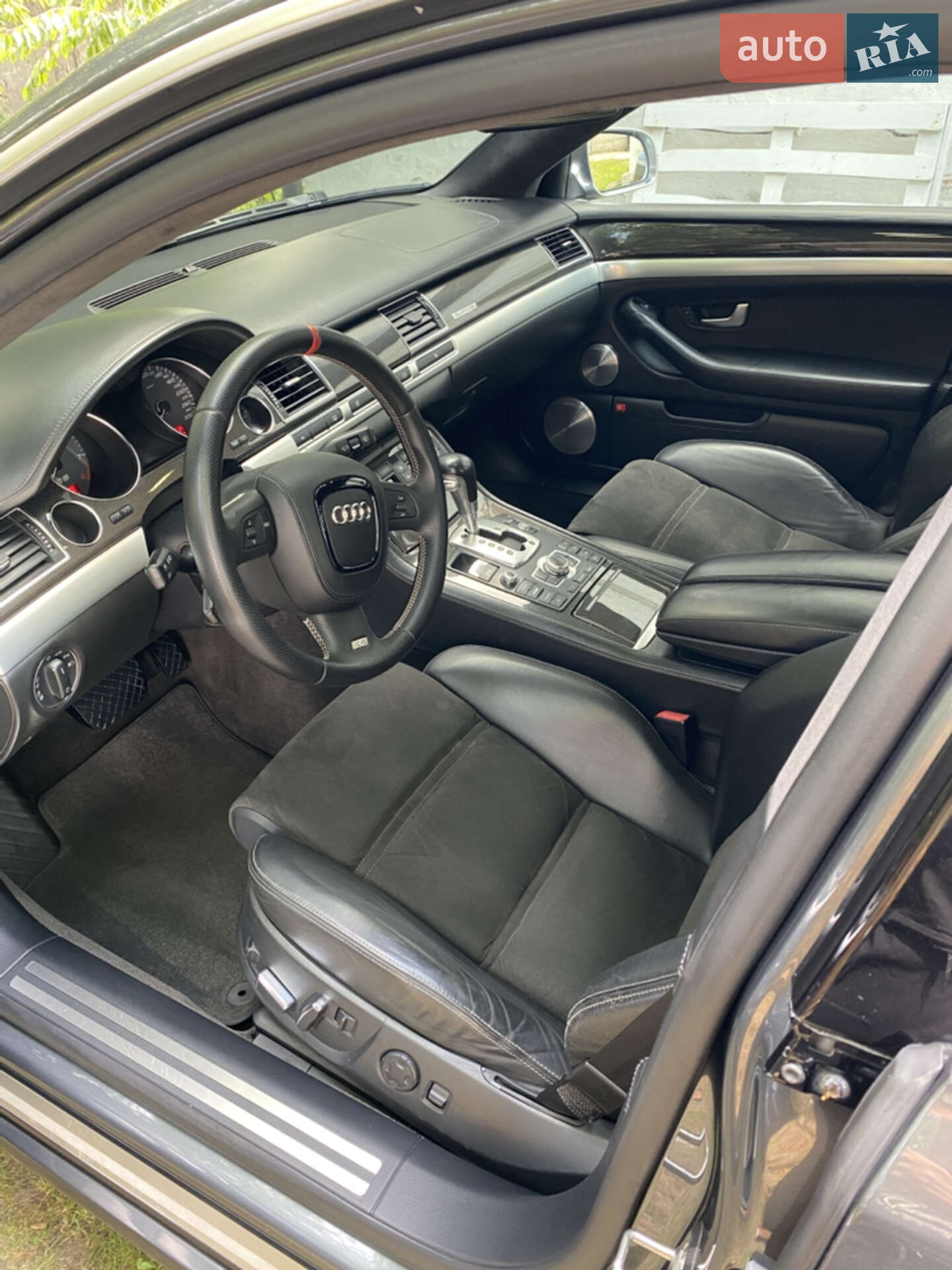 Audi S8 2007 VIN WAUZZZ4E37N026528 фото оголошення 27 з 33