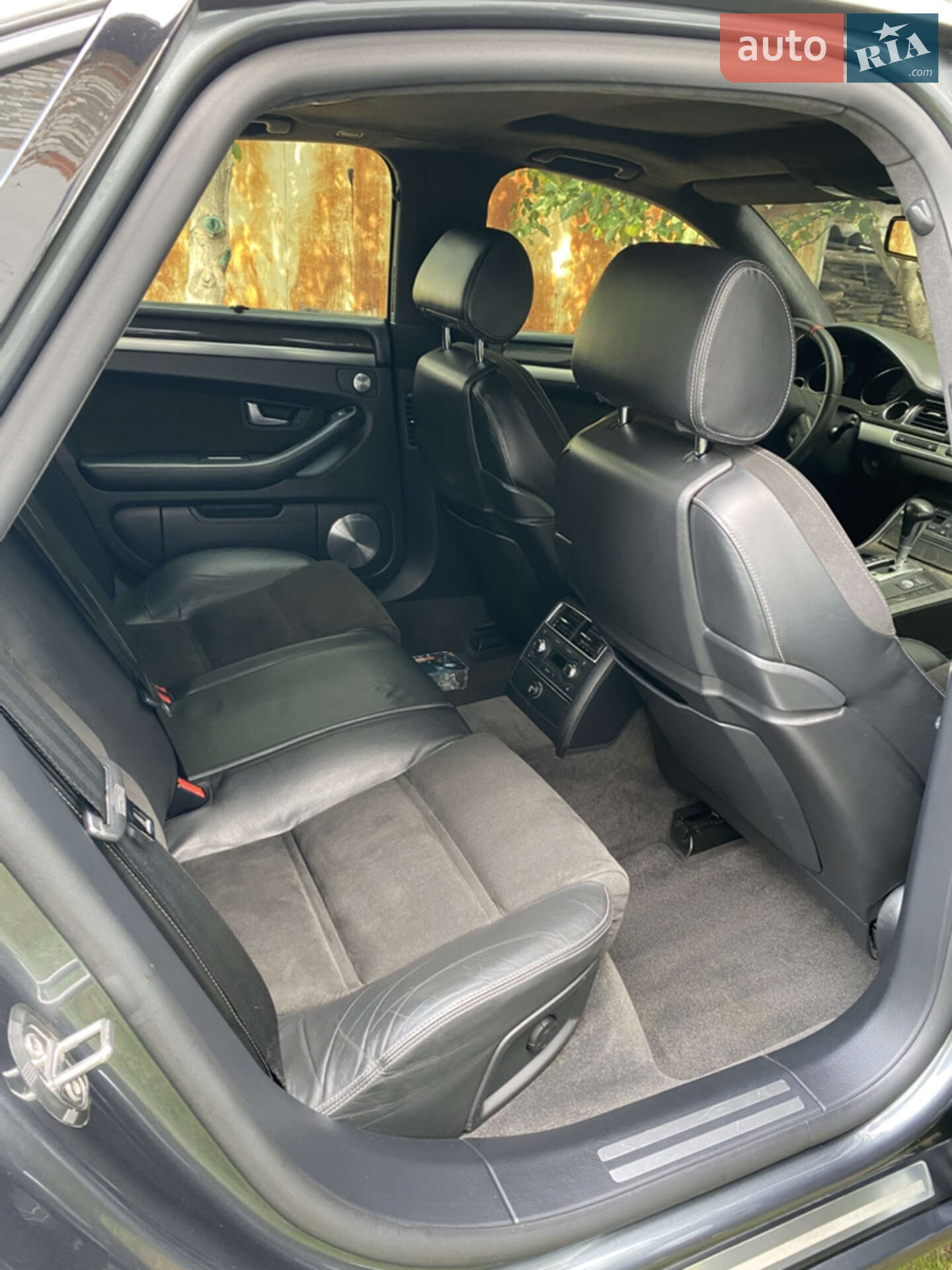 Audi S8 2007 VIN WAUZZZ4E37N026528 фото оголошення 25 з 33