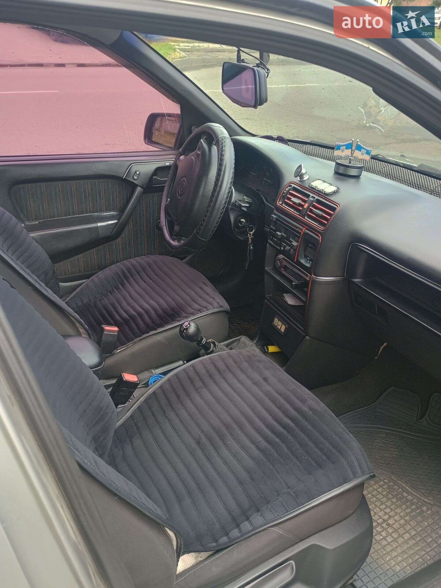 Opel Vectra 1993 VIN W0L000087P1201721 фото оголошення 6 з 14