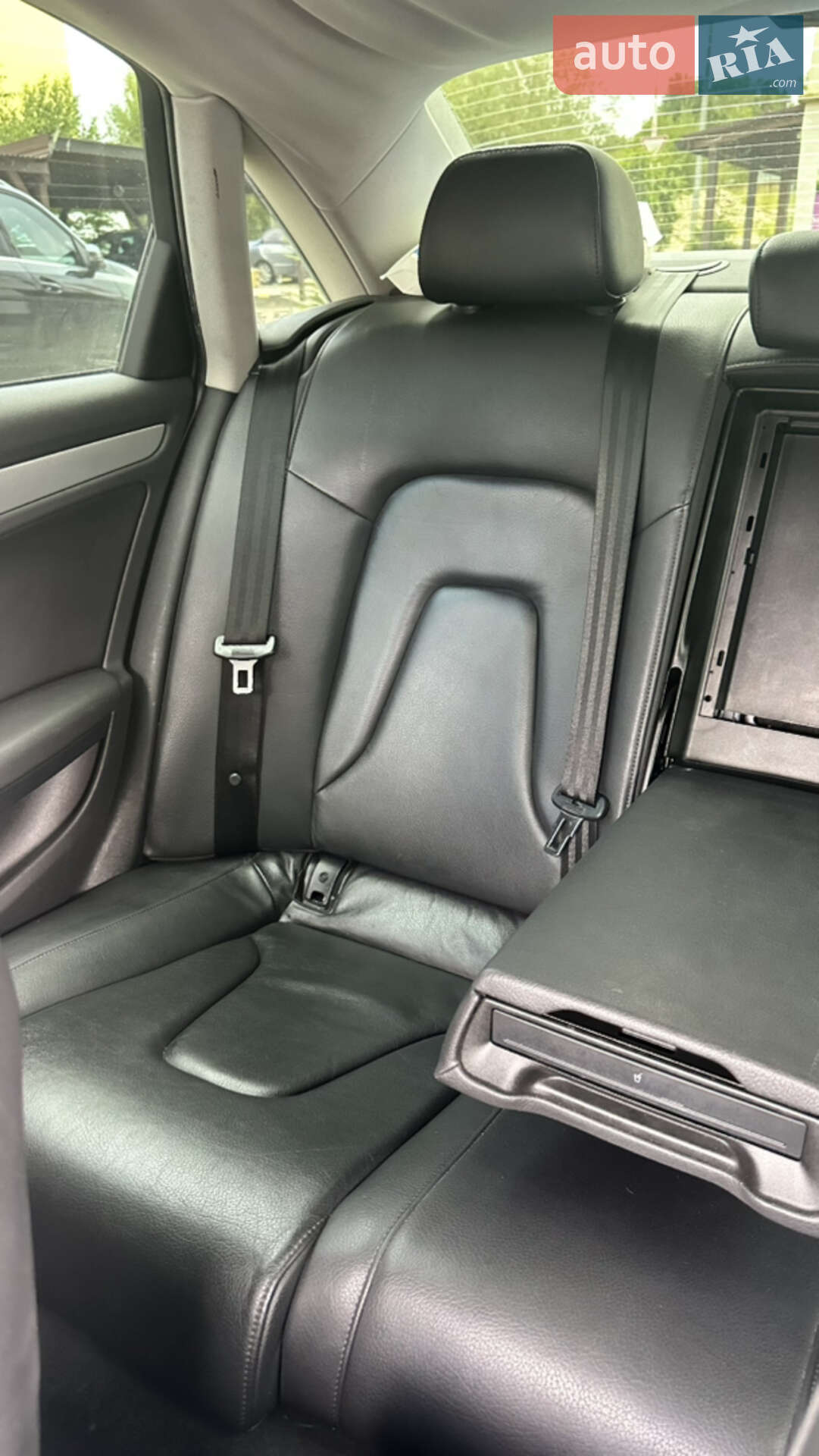 Audi A4 2013 VIN WAUAFAFL3EA074022 фото оголошення 28 з 31