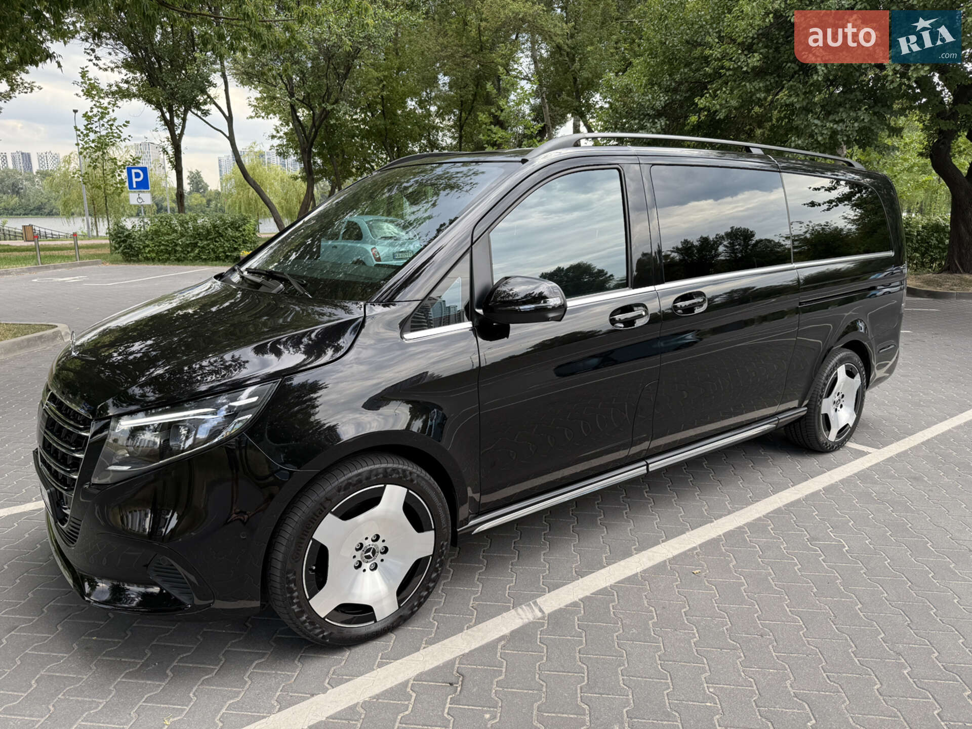 Mercedes-Benz V-Class 2025 VIN W1V447815S4503036 фото оголошення 7 з 46