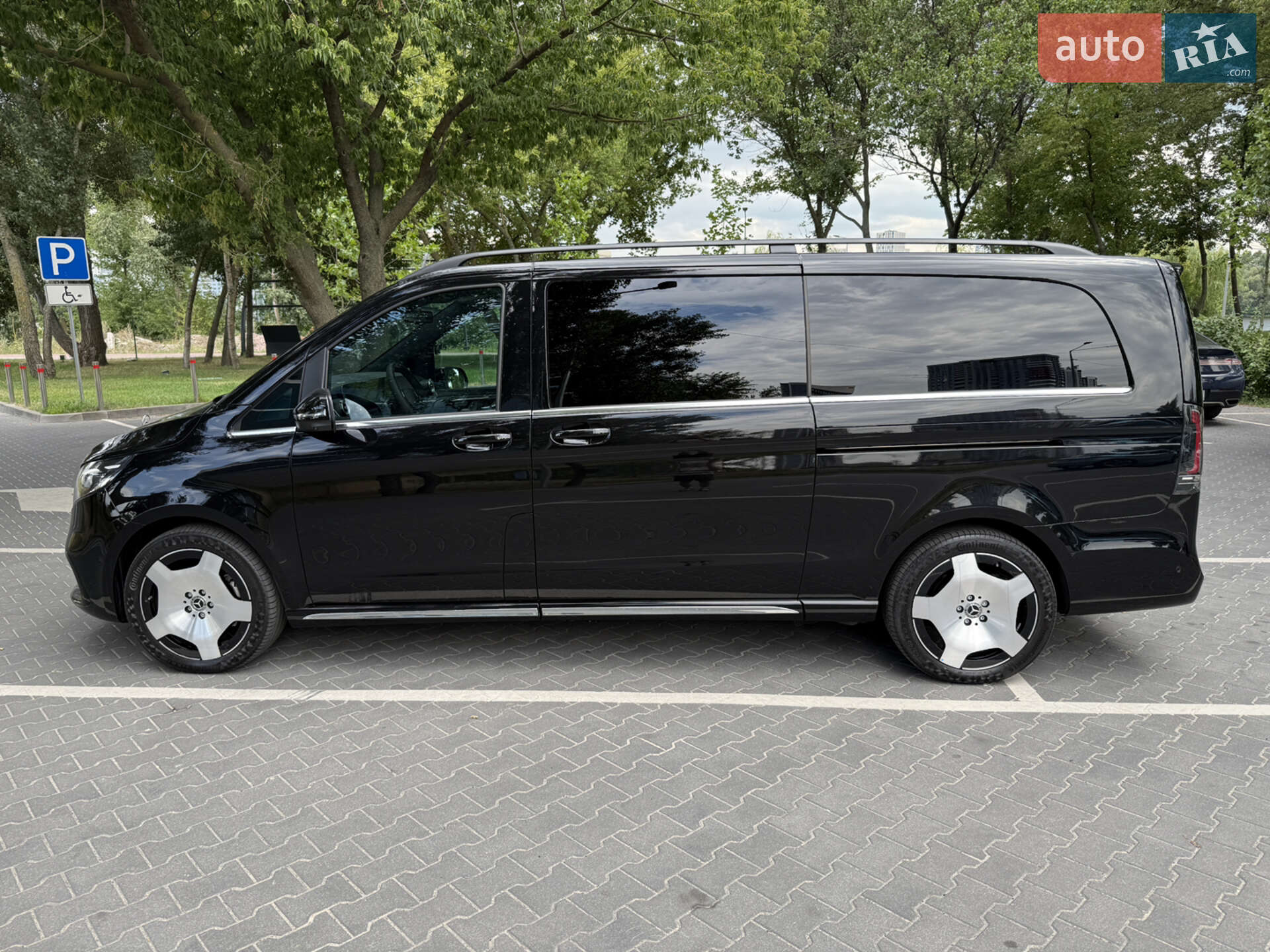 Mercedes-Benz V-Class 2025 VIN W1V447815S4503036 фото оголошення 10 з 46