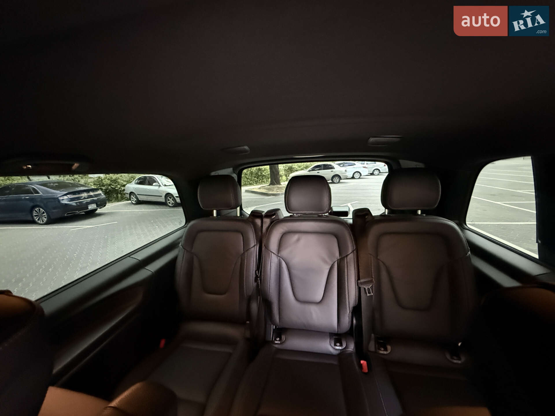 Mercedes-Benz V-Class 2025 VIN W1V447815S4503036 фото оголошення 17 з 46