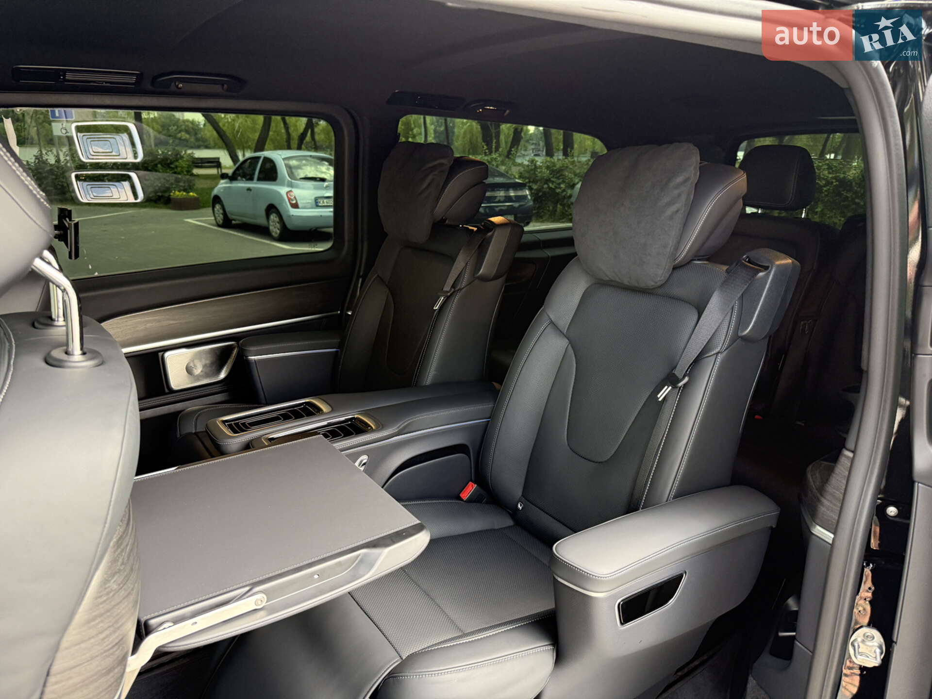 Mercedes-Benz V-Class 2025 VIN W1V447815S4503036 фото оголошення 19 з 46