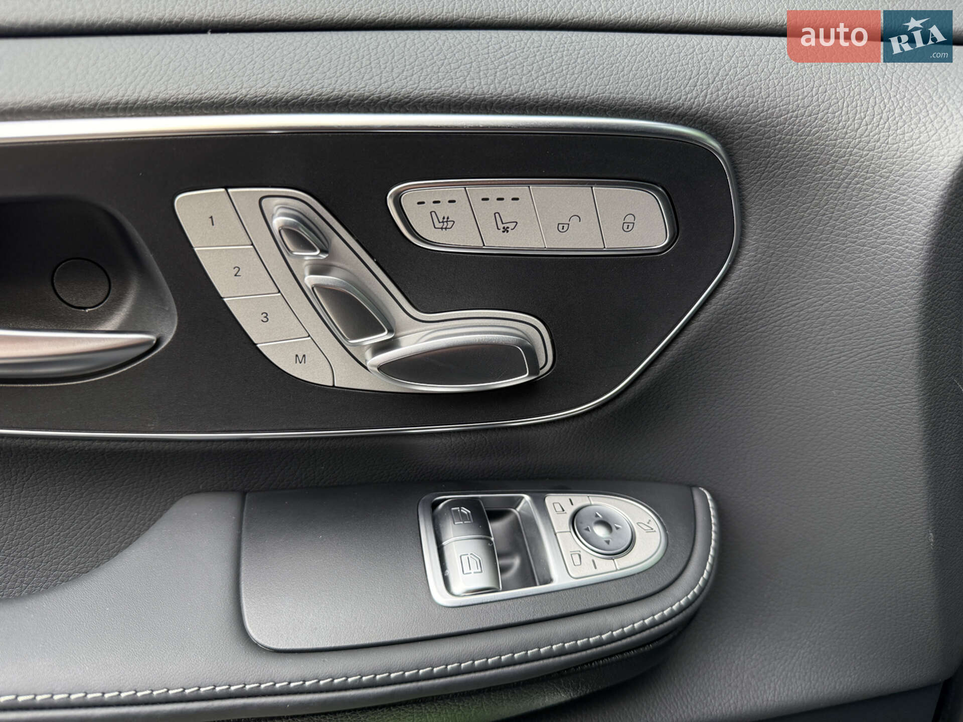 Mercedes-Benz V-Class 2025 VIN W1V447815S4503036 фото оголошення 41 з 46