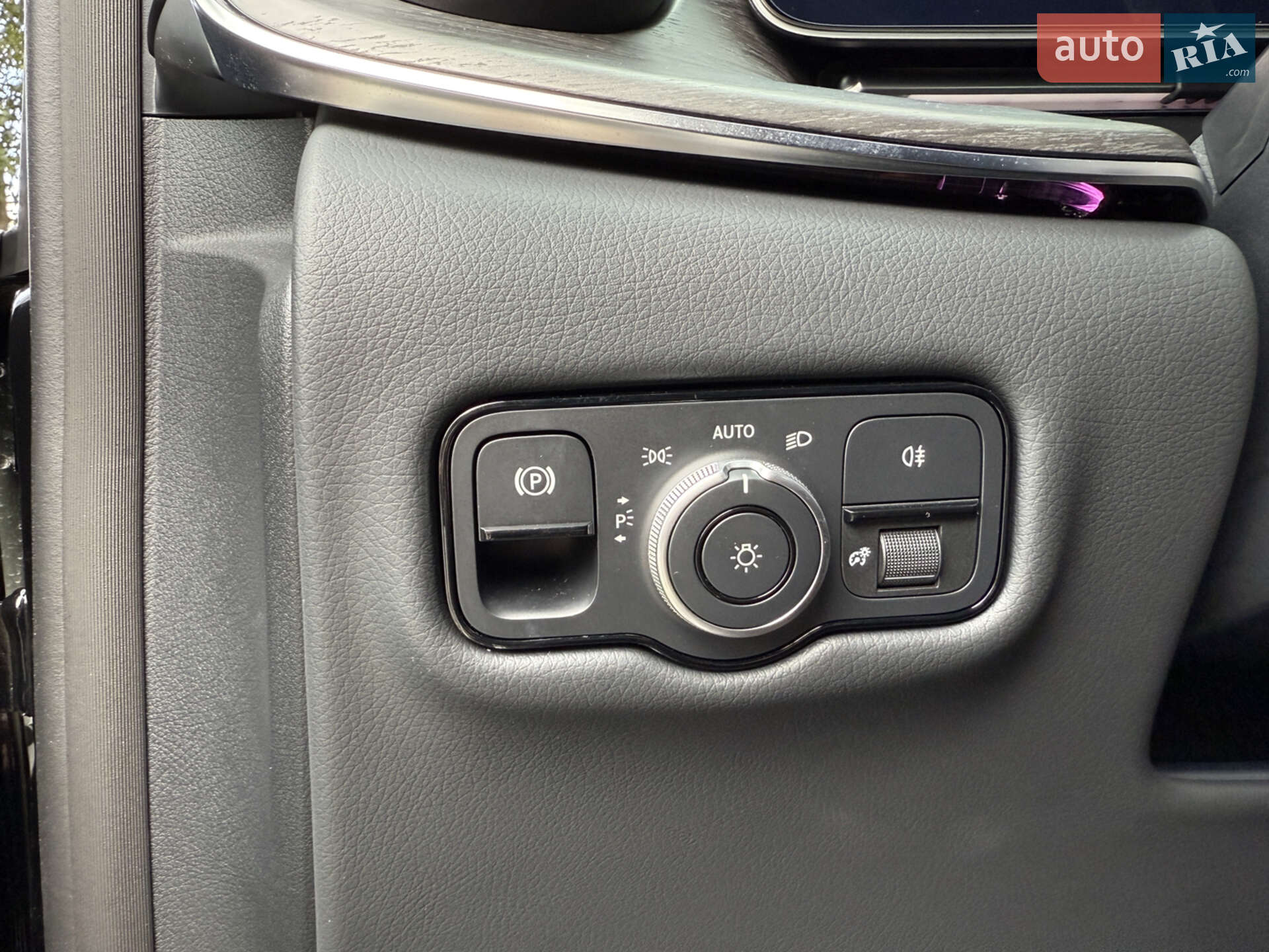 Mercedes-Benz V-Class 2025 VIN W1V447815S4503036 фото оголошення 46 з 46